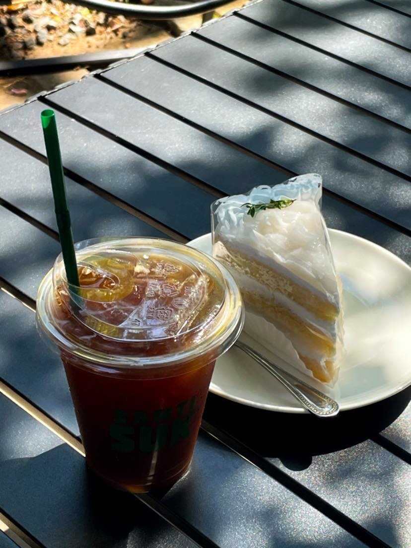 Phosai Coops &amp; Farm, KEEP X MUNIMAL, loll.a, Santisuk, LANG BAAN, Sunrise To Midnight, Wab Cafe, Lovio, Kanuengnij Cafe, LightRoaster