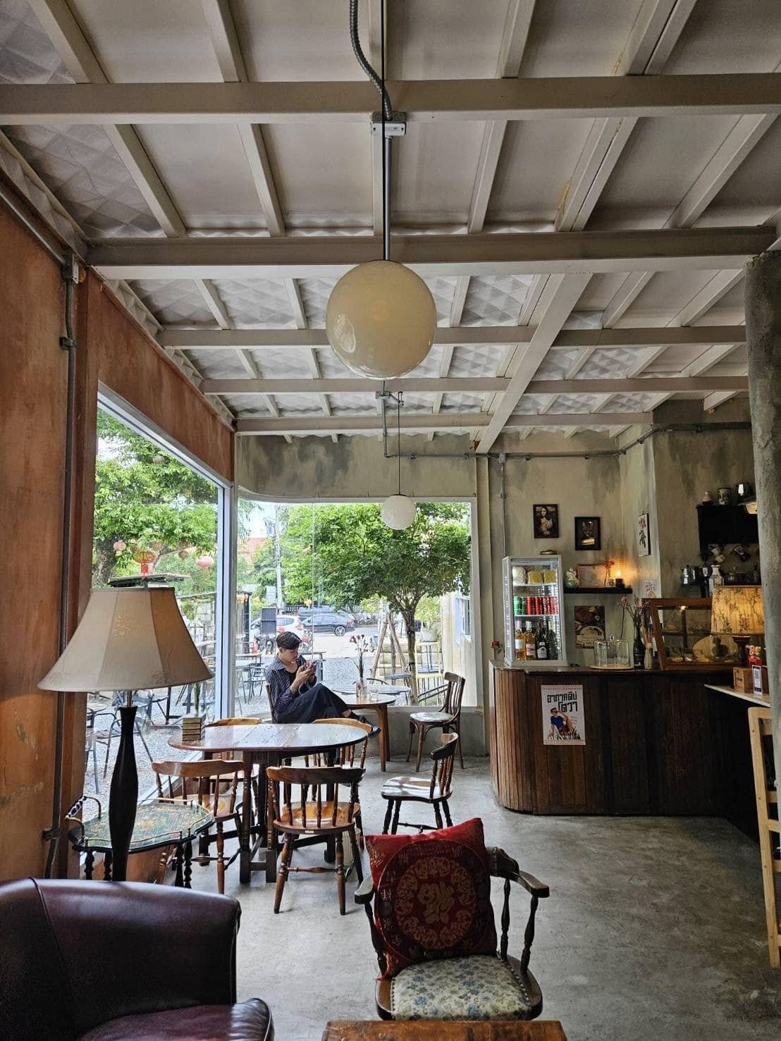 Phosai Coops &amp; Farm, KEEP X MUNIMAL, loll.a, Santisuk, LANG BAAN, Sunrise To Midnight, Wab Cafe, Lovio, Kanuengnij Cafe, LightRoaster