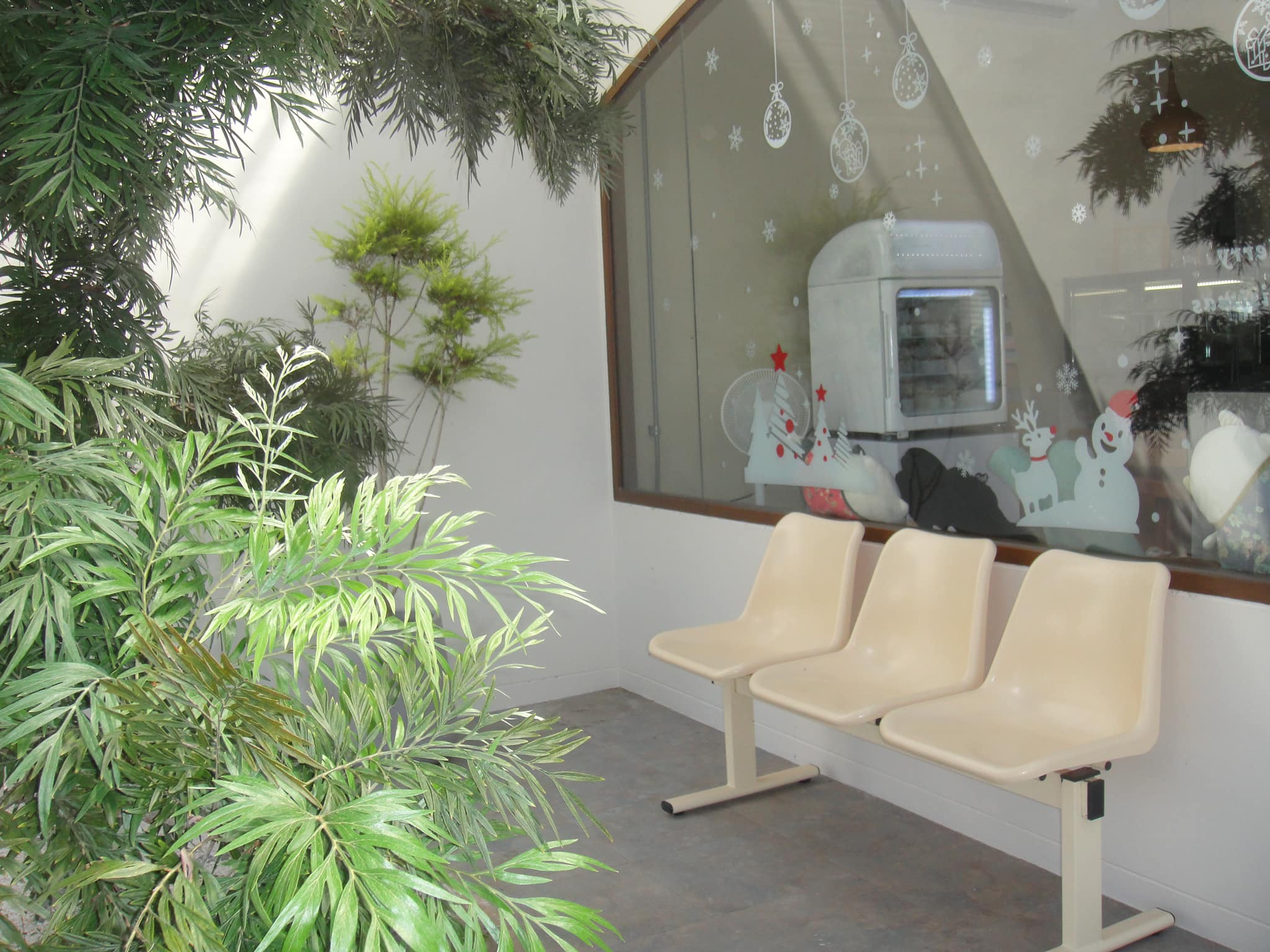 Phosai Coops &amp; Farm, KEEP X MUNIMAL, loll.a, Santisuk, LANG BAAN, Sunrise To Midnight, Wab Cafe, Lovio, Kanuengnij Cafe, LightRoaster