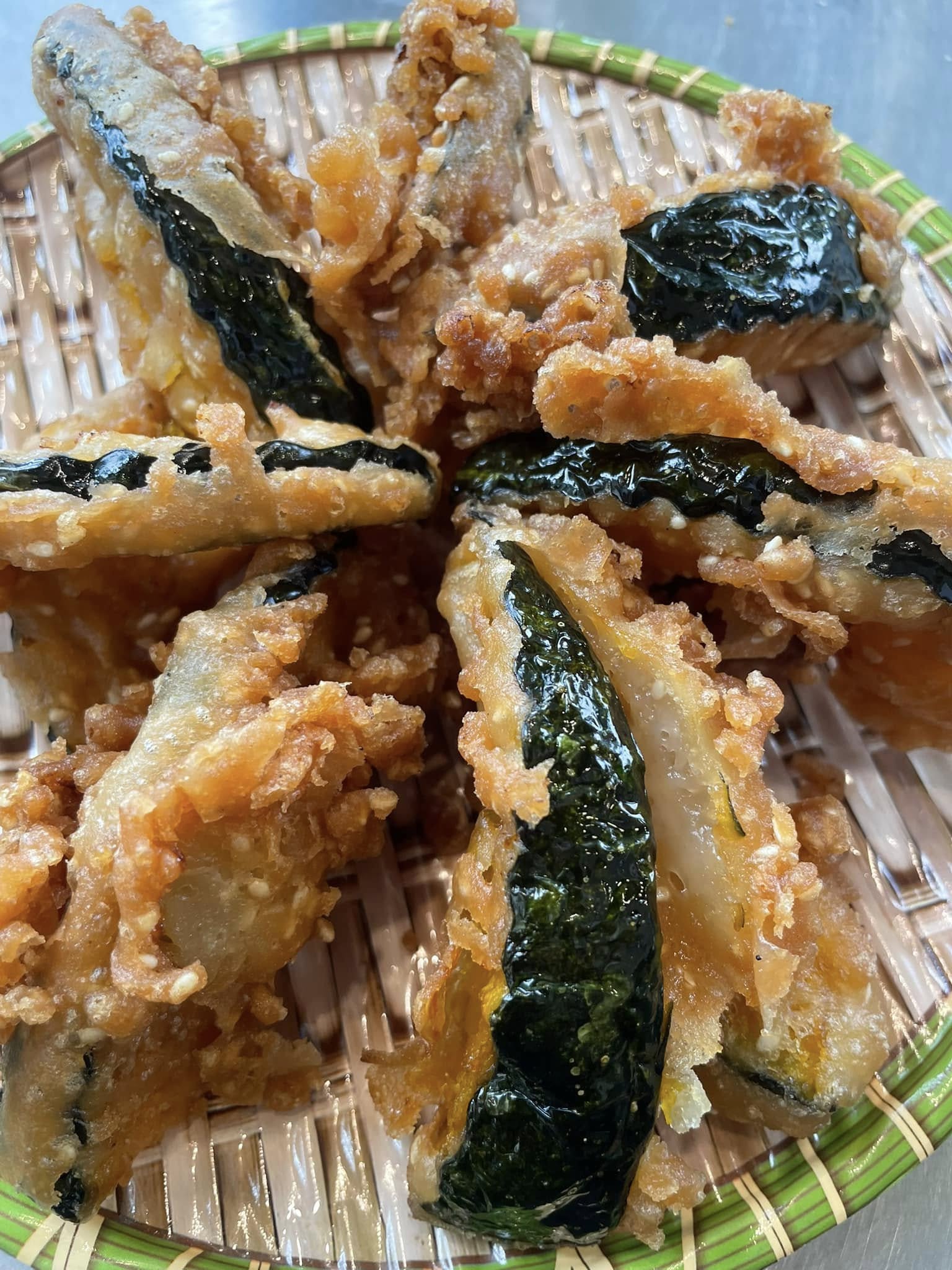 Dragon Buffet, เนื้อแคมป์ไฟ, โจ๊ก เต็มทอง ปรีดี2, NaiEm, Bi'halalika Roti & Bistro, ข้าวต้มกระดูกหมู ถ.สุขุมวิท71ปรีดี16