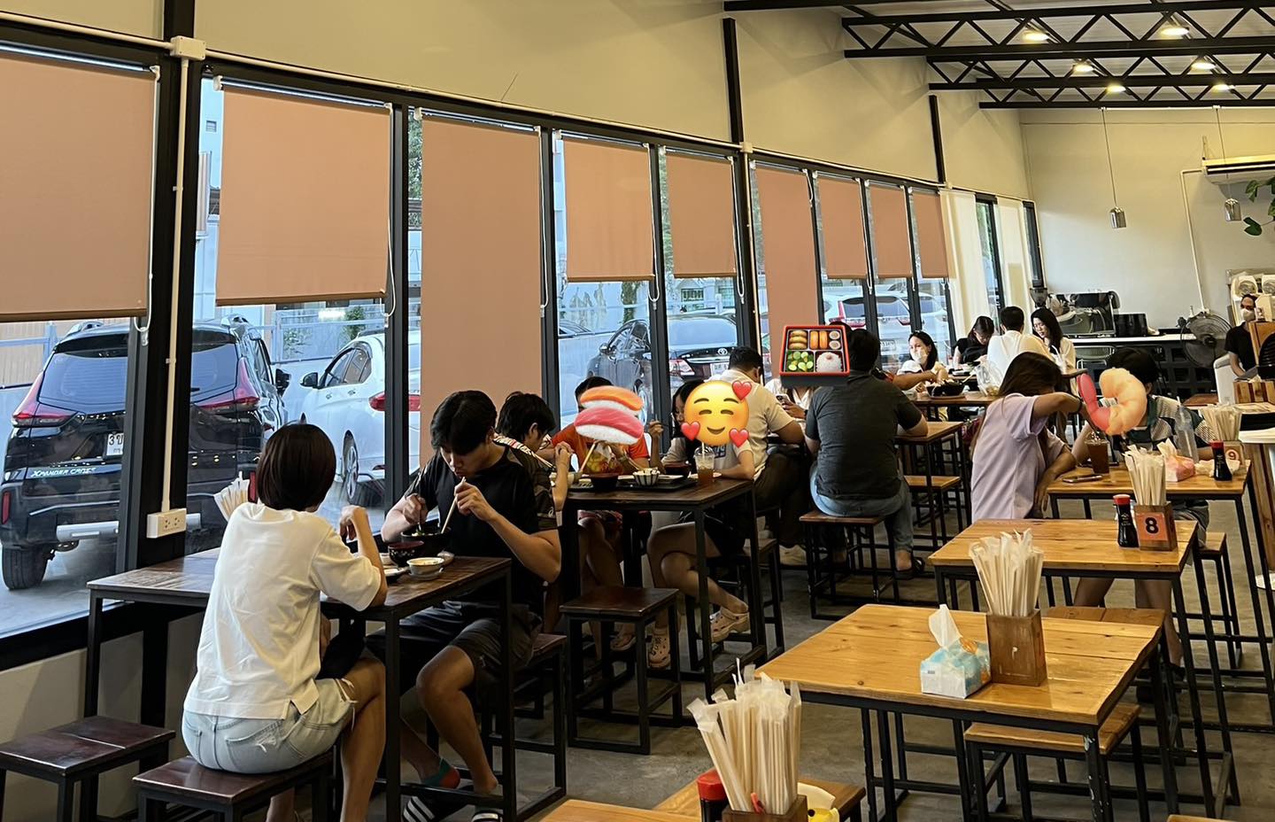 บัน'S TOWN, สากลนคร, CHEER BAN, เก๋าใหญ่ซีฟู้ด, ข้าวบ้านแม่