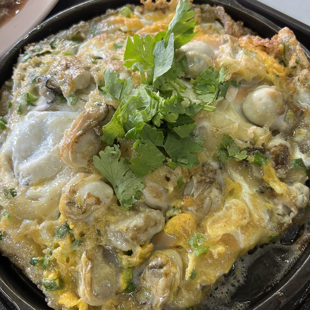 บัน'S TOWN, สากลนคร, CHEER BAN, เก๋าใหญ่ซีฟู้ด, ข้าวบ้านแม่