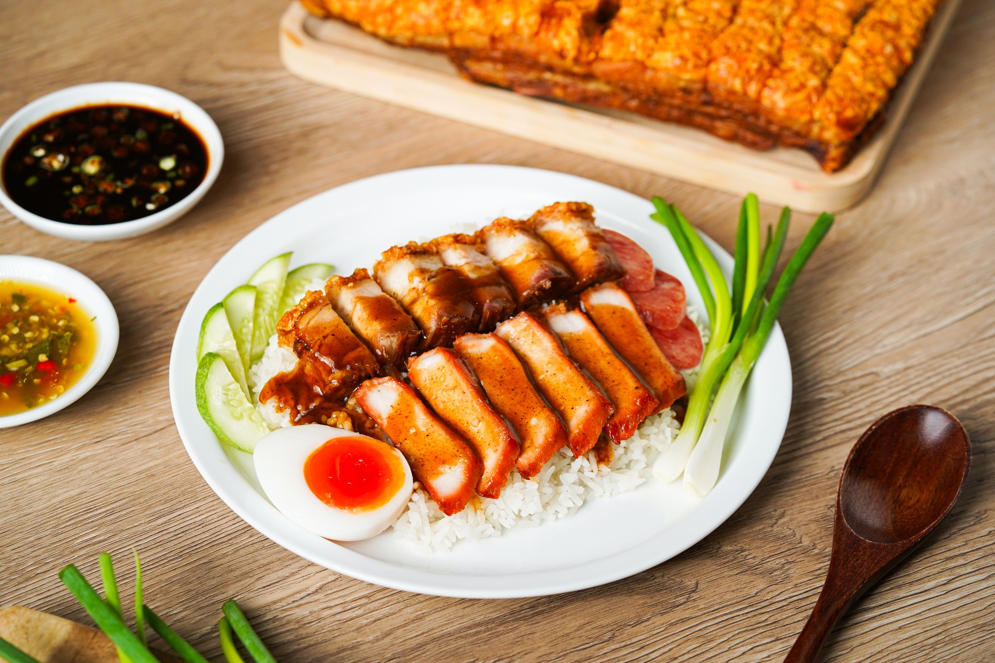 ลือชา, ก๋วยเตี๋ยวเป็ดรสเด็ด ตลาดสามย่านเก่า, Today Steak, Curryboy, Panda King, เจ๊โอว