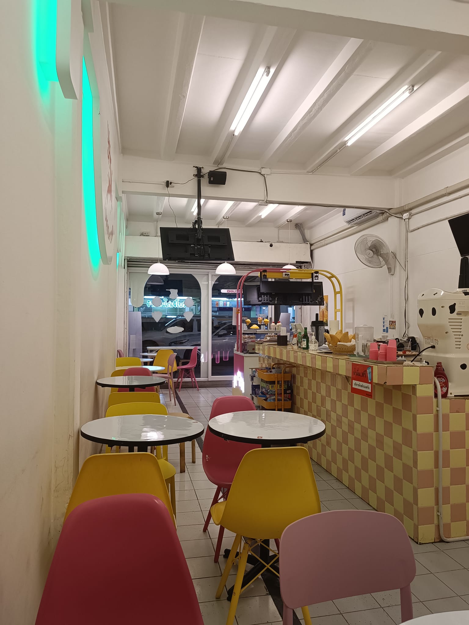 สนหอม, Rolling Spoon, โต โตเกียว, Tokyo Land, โตเกียว เซนต์หลุยส์ 3