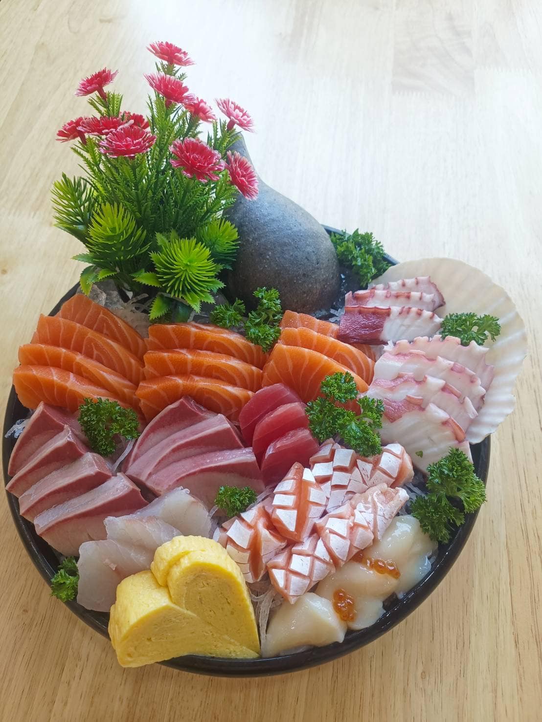 Jugemu, ข้าวปั้น, Sensei Ramen, SalmoniA, Masaru Sushi, TOMA sushi