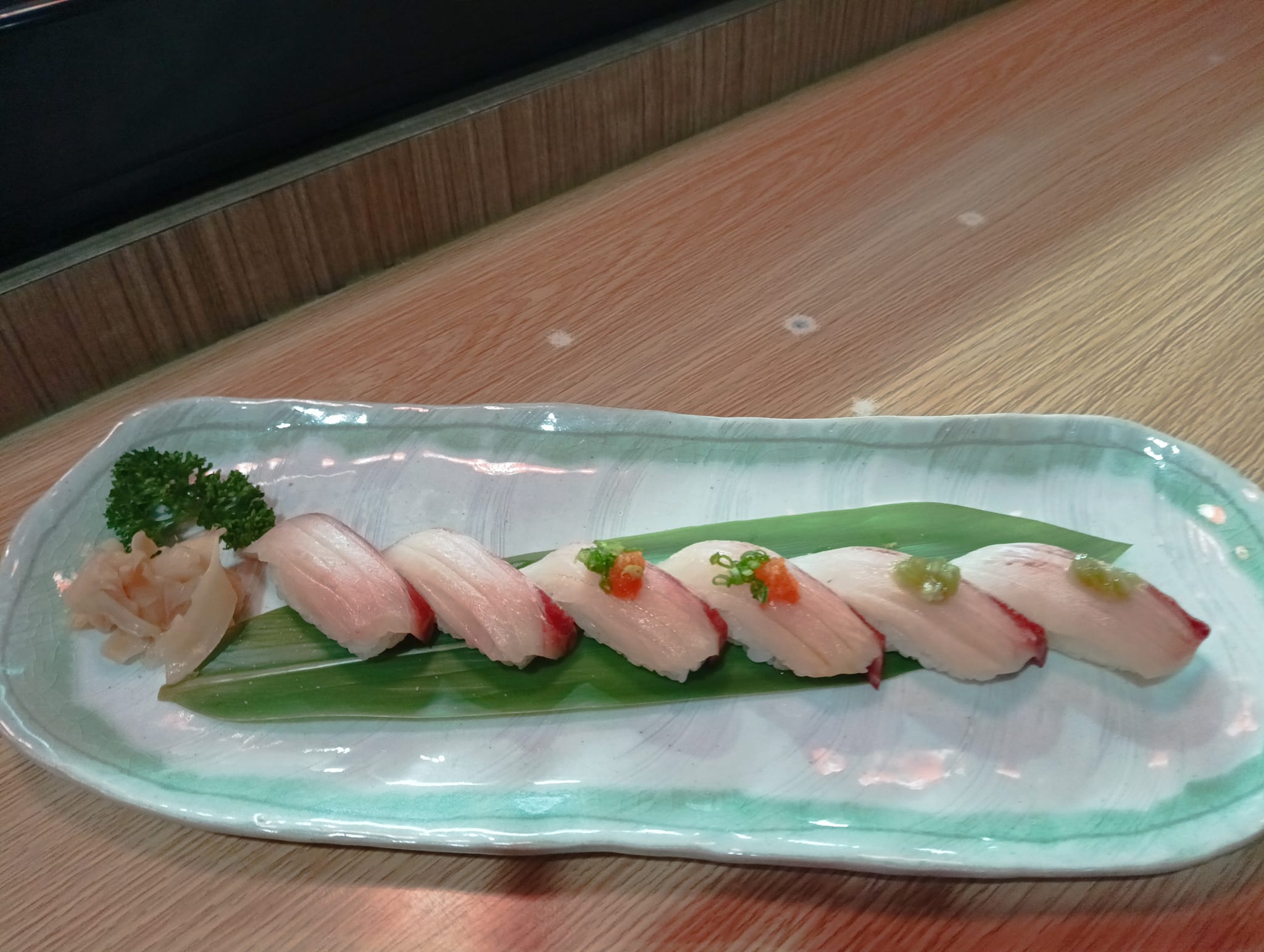 Jugemu, ข้าวปั้น, Sensei Ramen, SalmoniA, Masaru Sushi, TOMA sushi