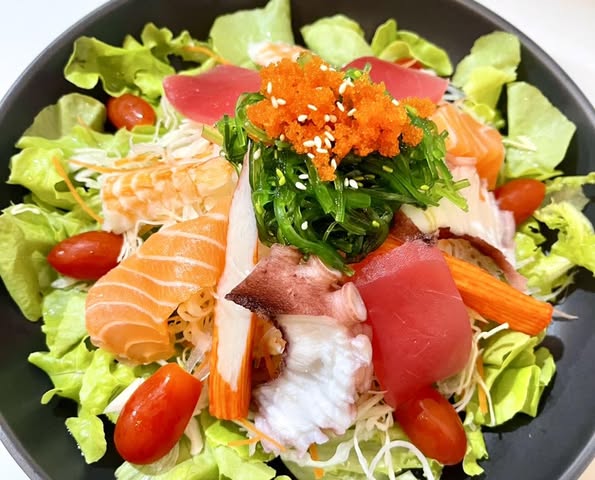 Jugemu, ข้าวปั้น, Sensei Ramen, SalmoniA, Masaru Sushi, TOMA sushi