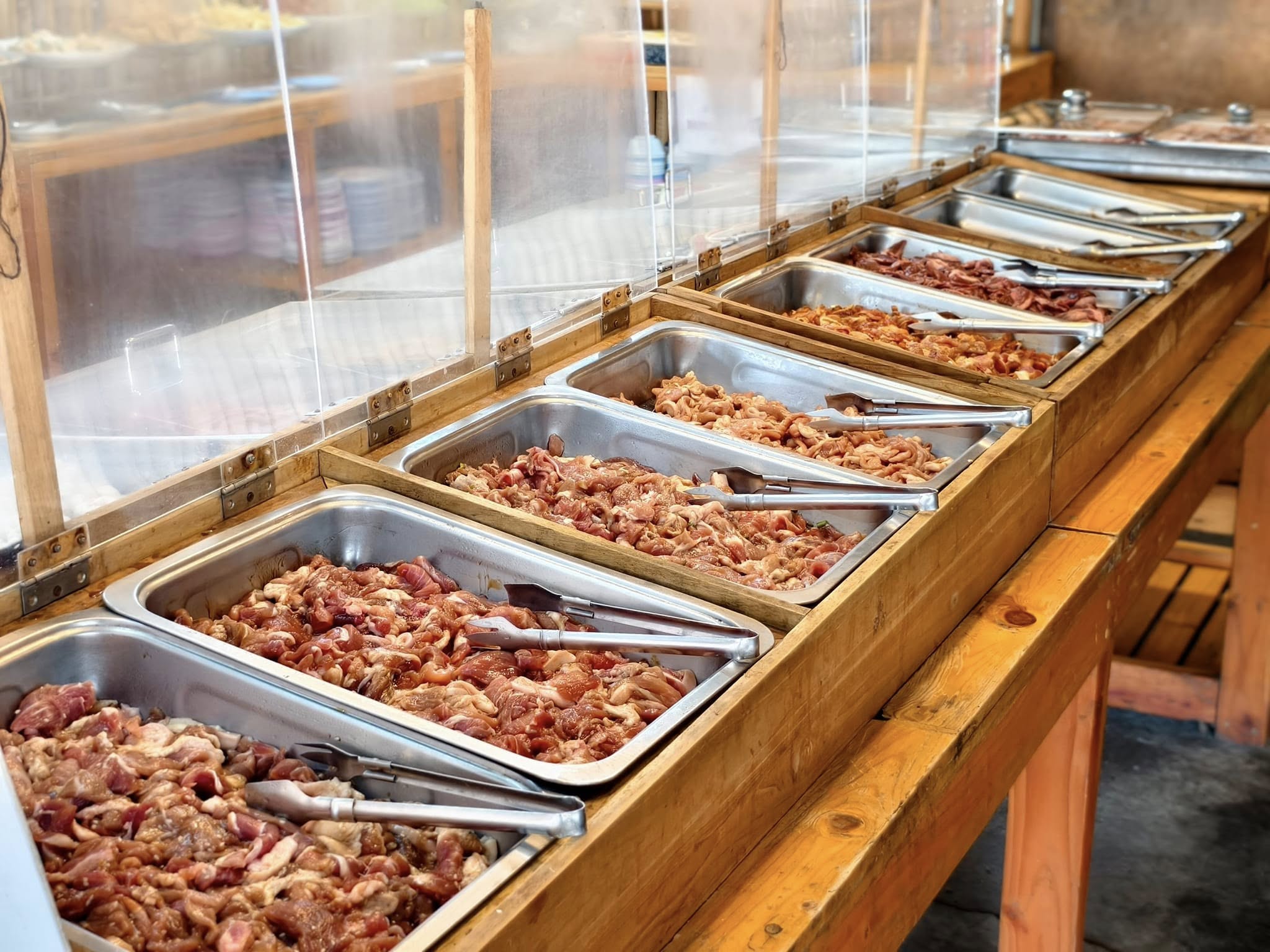 เป๋าตุงกุ้งย่าง, ติดมันส์ ศรีนครินทร์, อาป๋ากุ้งย่าง, สาขาสายไหม, ธนวัฒน์ ท.ฟู๊ด, BestBeef, นวลจันทร์ หมูกระทะ