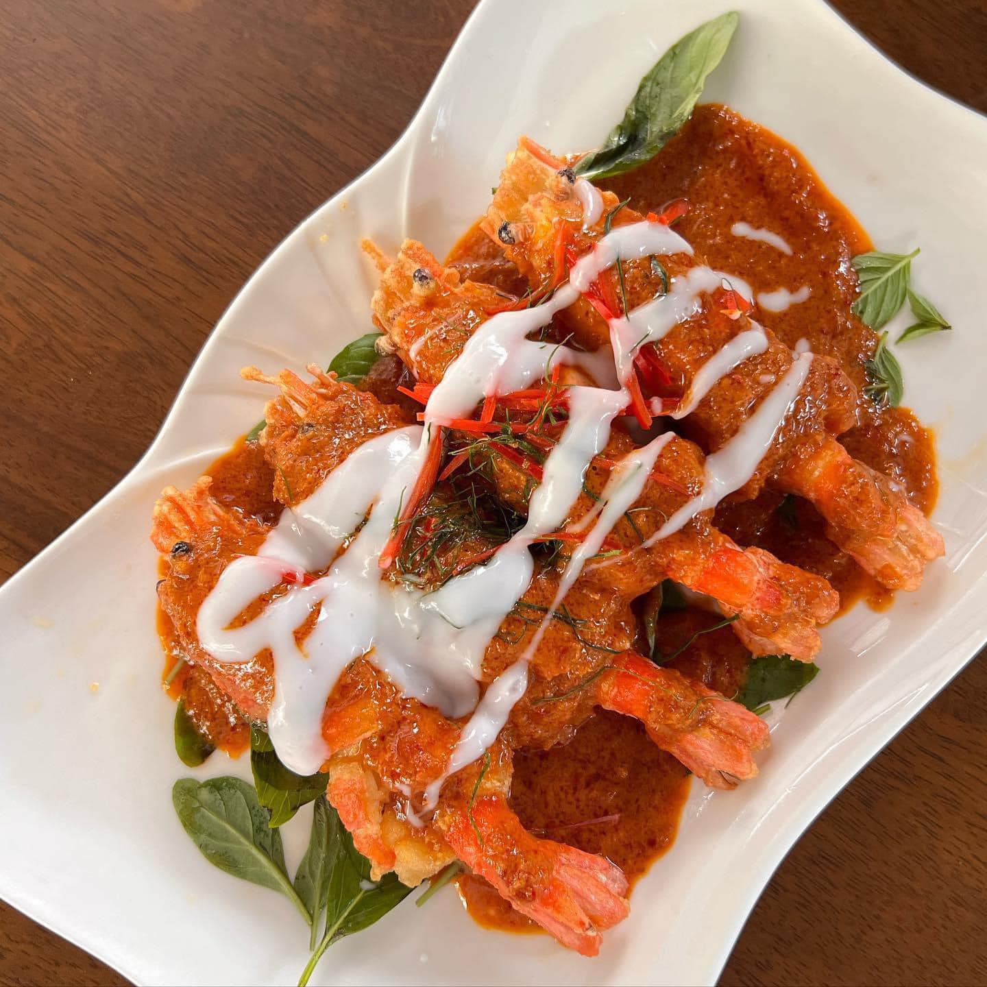 บ้านโพธิ์ริเวอร์ไซด์, ร้านอาหารมธุรสเรือนแพ, Baan Melon Desert, ร้านบ้านเบญฯ, บ้านปูกรรเชียง, ร้านกุ้งนาง, ร้านชวนมา ริมแม่น้ำบางปะกง, ครัวแม่ส้มเกลี้ยง, ครัวปลาเถื่อน, แพเคียงน้ำ, ลุงตีฟและยาย, รวยเรือนแพ, เอกเขนก, ชัยครับ, แพพยงค์ ริมน้ำ, 111/11 บ้านริมคลอง, มีน้ำ มีปลา cafe&amp;restaurant