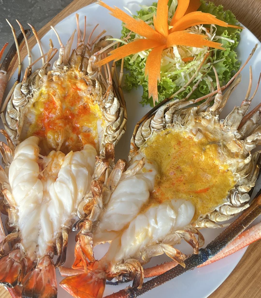 บ้านโพธิ์ริเวอร์ไซด์, ร้านอาหารมธุรสเรือนแพ, Baan Melon Desert, ร้านบ้านเบญฯ, บ้านปูกรรเชียง, ร้านกุ้งนาง, ร้านชวนมา ริมแม่น้ำบางปะกง, ครัวแม่ส้มเกลี้ยง, ครัวปลาเถื่อน, แพเคียงน้ำ, ลุงตีฟและยาย, รวยเรือนแพ, เอกเขนก, ชัยครับ, แพพยงค์ ริมน้ำ, 111/11 บ้านริมคลอง, มีน้ำ มีปลา cafe&amp;restaurant