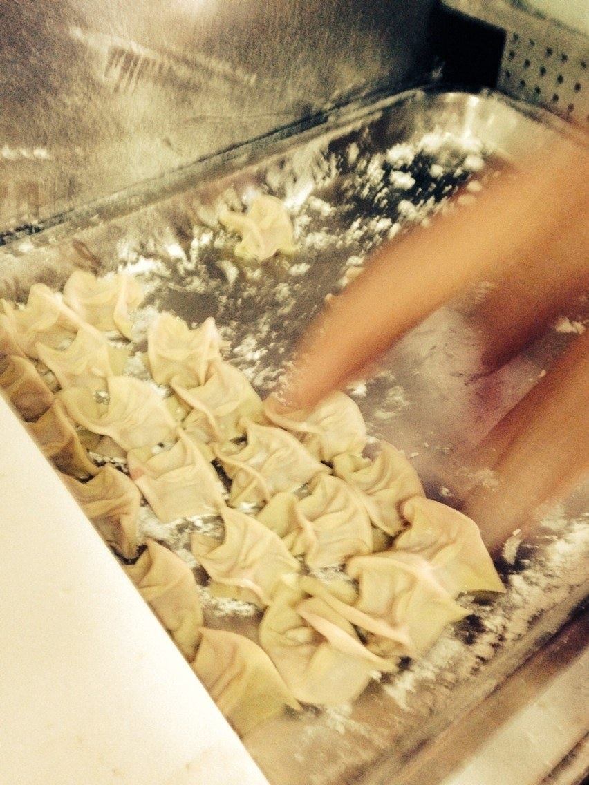 ร้านก๋วยเตี๋ยวยายปุก วัดธรรมนิมิต จ.สมุทรสงคราม, เตี๋ยว ตก กะลา, ก๋องเมงจั้น บะหมี่เกี๊ยว, ร้านอาหาร เกาเหลากรุงไทย, ก๋วยเตี๋ยวหมูมะนาว แม่บุญมี, ก๋วยเตี๋ยวเรือแคปลั่น หมูน้ำตก-น้ำแดง, แซ่บเตี๋ยวห้อยขา บ้าน ณ ตุ๊กจ้า, ก๋วยเตี๋ยวเนื้อ-หมูน้ำแดง ลุงพร เจ้าเก่าคลองตะโก, ก๋วยเตี๋ยวหมูย่างกะทิสด อัมพวา, ก๋วยเตี๋ยวปลาคลองโคน, เจ๊เล็กก๋วยเตี๋ยวเป็ด วัดแก้วฟ้า, ร้านลูกชิ้นวีระ แม่กลอง, ร้านชุ้นพานิช เจ้อั้ง, บ้านเตี๋ยวทรงไทย