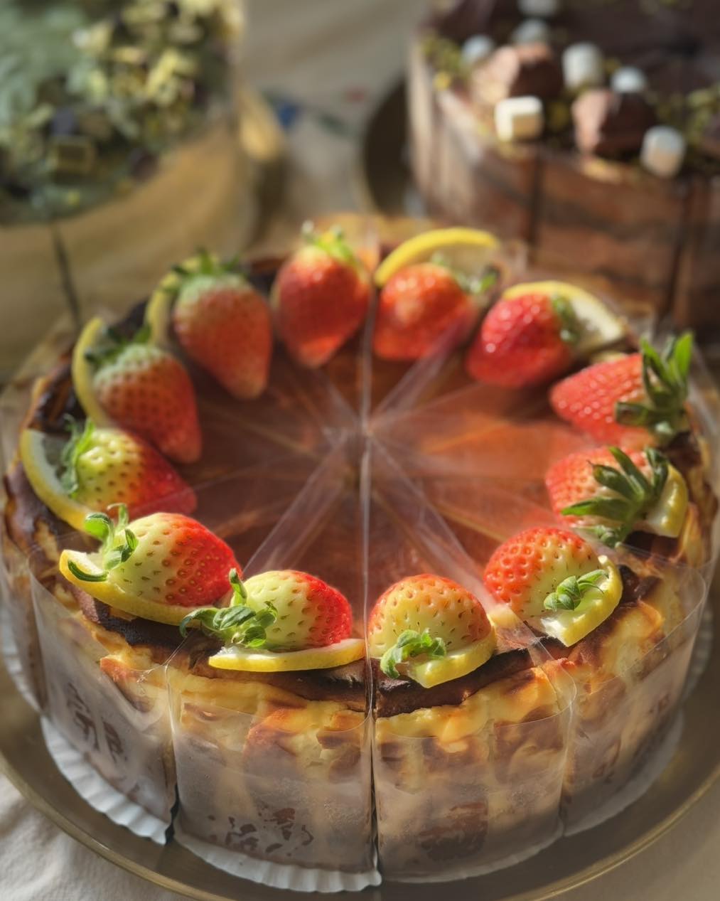 YOO CHAN CAFE, เล เกลือ คาเฟ่, Momentum Cafe, Sugar Dish Homemade Cake, แดดส่องคาเฟ่, Chan Cafe', URSular Cafe, ปูจ๋าคาเฟ่ จันทบุรี, บางเวลา กาแฟและแกลเลอรี่