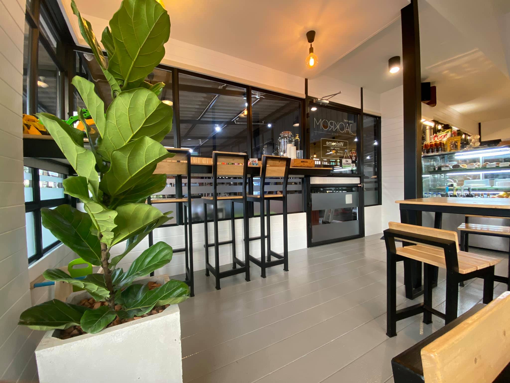 YOO CHAN CAFE, เล เกลือ คาเฟ่, Momentum Cafe, Sugar Dish Homemade Cake, แดดส่องคาเฟ่, Chan Cafe', URSular Cafe, ปูจ๋าคาเฟ่ จันทบุรี, บางเวลา กาแฟและแกลเลอรี่