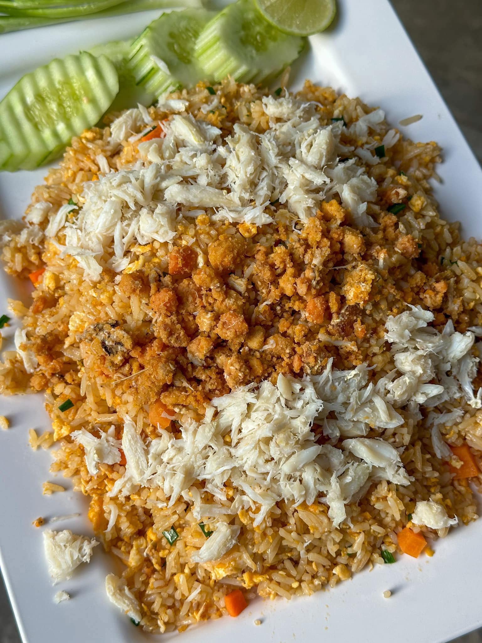 ครัวลุงมันซีฟู้ด, ตั้งฉ่ายซีฟู้ด, บ้านไร่น้ำอิง, พรทะเลซีฟู้ด, ศิริกัญญาซีฟู๊ด, ผึ้งทะเลเผา เบอร์ 9, ครัวป้ายืนซีฟู้ด, นู๋ยาซีฟู้ดชะอำ, ครัวเม็ดทราย, บ้านครัวทะเล, ครัวห้วยทราย, Platoo Restaurant, ครัวป้าเฉลียว, ร้านครัวพี่เปี๊ยก บางควาย