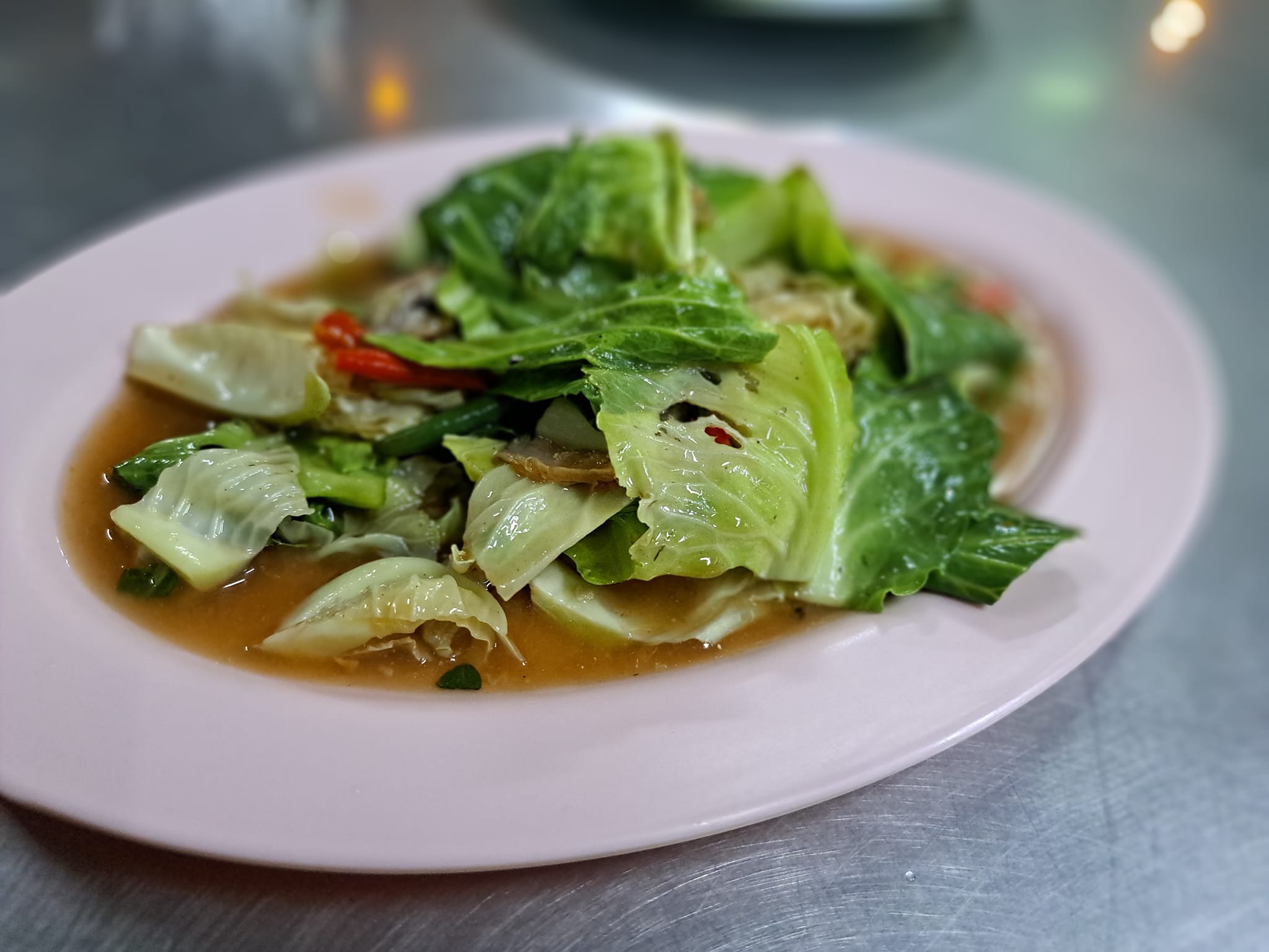 สะหวา, กลมกล่อม, ดอนญ่า, ต้นทาง, ครัวมะเรือง, ร้านข้าวต้ม 2500, เนินขุมทองการ์เด้นท์, นานหยวนบะหมี่เกี๊ยวกุ้ง, สาขากองบิน 56, ไก่ทอดเดชา, สาขาสนามบินหาดใหญ่, สบันงา, เหม่ยเหว่ย สาขาถนนสนามบิน, ร้านข้าวต้มมัดเนินขุมทอง คาเฟ่อาหารใต้