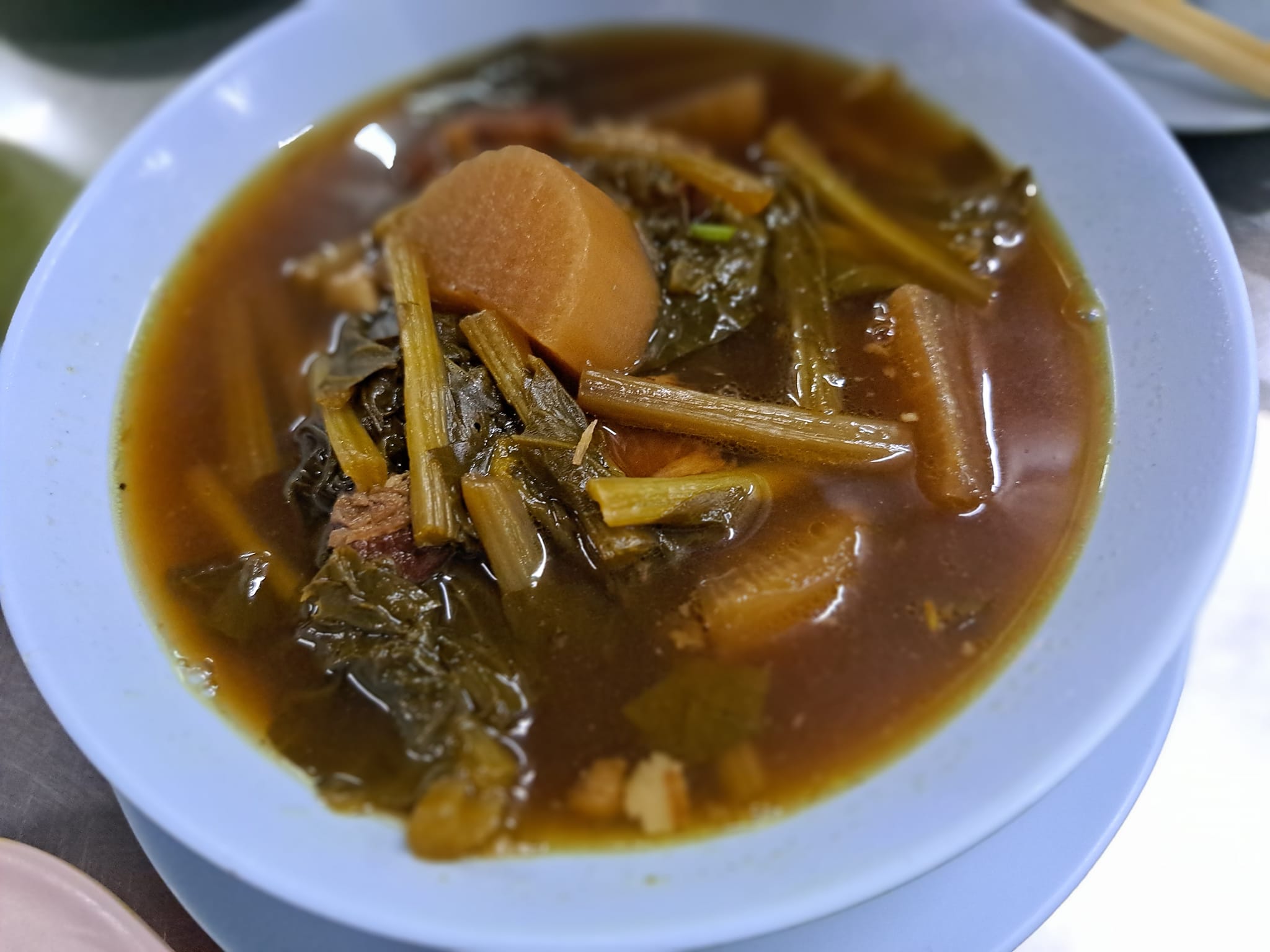 สะหวา, กลมกล่อม, ดอนญ่า, ต้นทาง, ครัวมะเรือง, ร้านข้าวต้ม 2500, เนินขุมทองการ์เด้นท์, นานหยวนบะหมี่เกี๊ยวกุ้ง, สาขากองบิน 56, ไก่ทอดเดชา, สาขาสนามบินหาดใหญ่, สบันงา, เหม่ยเหว่ย สาขาถนนสนามบิน, ร้านข้าวต้มมัดเนินขุมทอง คาเฟ่อาหารใต้