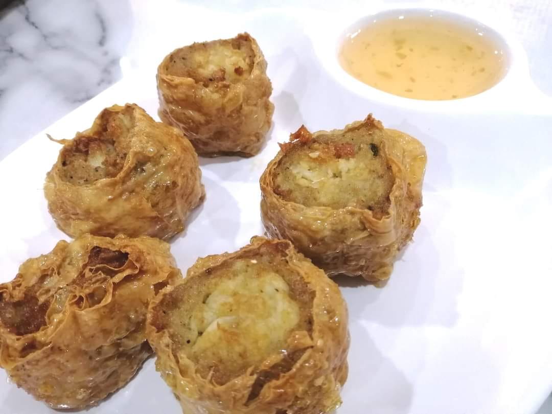 สะหวา, กลมกล่อม, ดอนญ่า, ต้นทาง, ครัวมะเรือง, ร้านข้าวต้ม 2500, เนินขุมทองการ์เด้นท์, นานหยวนบะหมี่เกี๊ยวกุ้ง, สาขากองบิน 56, ไก่ทอดเดชา, สาขาสนามบินหาดใหญ่, สบันงา, เหม่ยเหว่ย สาขาถนนสนามบิน, ร้านข้าวต้มมัดเนินขุมทอง คาเฟ่อาหารใต้