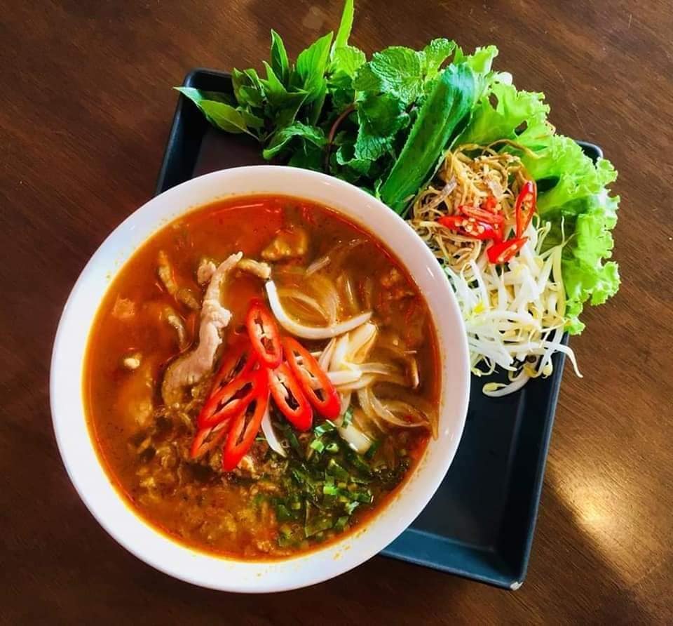 อะนะตะการ์เดนชิล, ดาวคะนองลำพูน, เฮียจั๊ว เกาเหลาเลือดหมู, ข้าวซอยบ้านยอง, ขนมเส้นหม้อดิน, Lap-Lungnil Fanpage-ร้านลาบลุงนิล ลำพูน, ร้านอาหาร ม่วนใจ๋ปลาจุ่ม ลำพูน, ก๋วยเตี๋ยวหมูตุ๋นลำไย, ก๋วยเตี๋ยวคุณแดง, เตี๋ยวสุขใจ “อัพเกรด”, My Vietnam Lamphun - มายเวียดนามลำพูน, NA TEA TIME, Chef's house