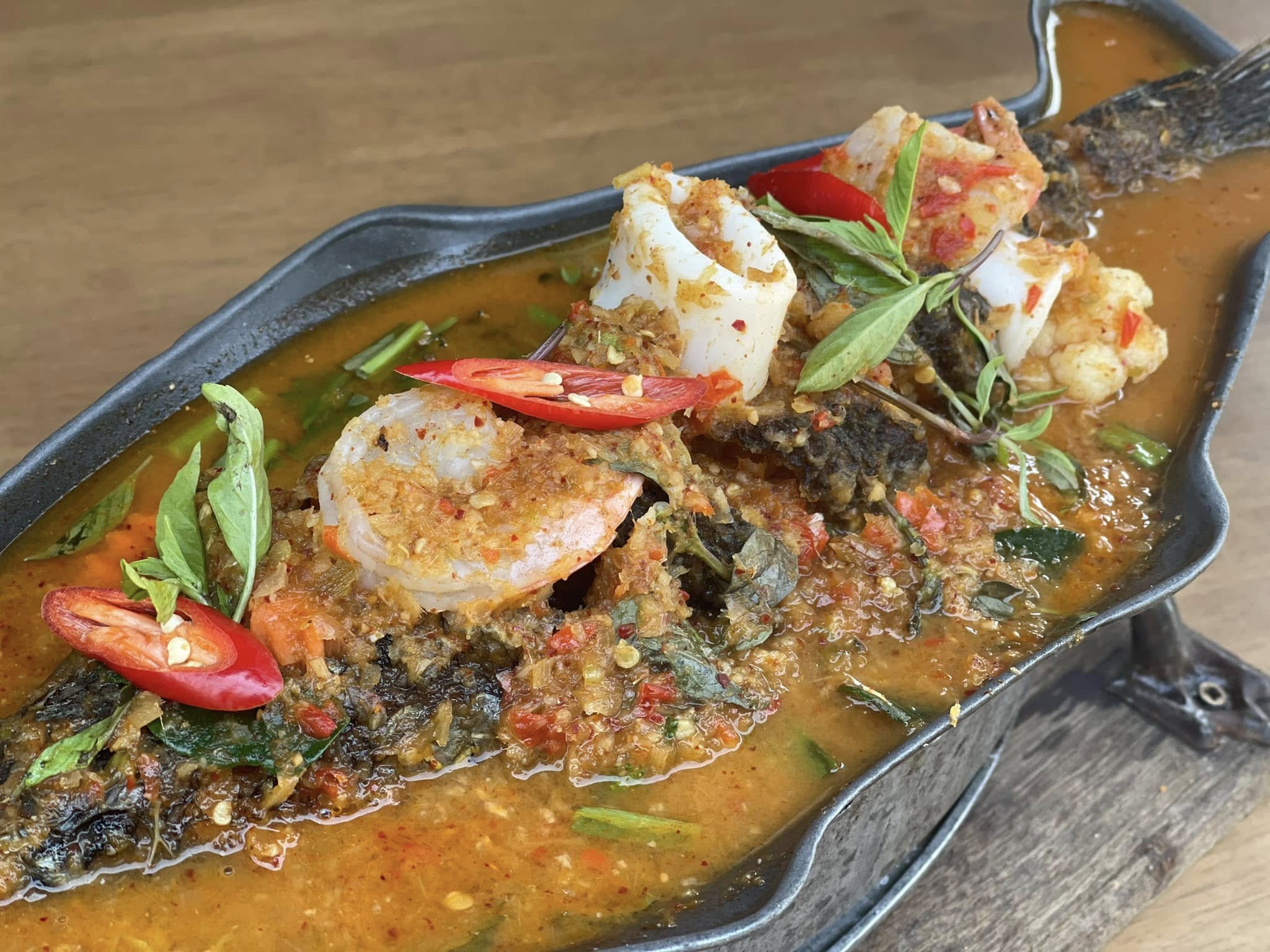 อะนะตะการ์เดนชิล, ดาวคะนองลำพูน, เฮียจั๊ว เกาเหลาเลือดหมู, ข้าวซอยบ้านยอง, ขนมเส้นหม้อดิน, Lap-Lungnil Fanpage-ร้านลาบลุงนิล ลำพูน, ร้านอาหาร ม่วนใจ๋ปลาจุ่ม ลำพูน, ก๋วยเตี๋ยวหมูตุ๋นลำไย, ก๋วยเตี๋ยวคุณแดง, เตี๋ยวสุขใจ “อัพเกรด”, My Vietnam Lamphun - มายเวียดนามลำพูน, NA TEA TIME, Chef's house