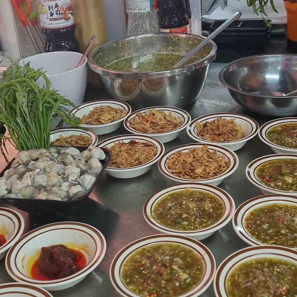 ปูเป็น SEAFOOD PATTAYA, ริมหาด ซีฟู๊ด, ลุงบอยป้ารัตน์, สาขาหาดจอมเทียน, Krua Dongtan ครัวดงตาล, ลุงไสว 1 สุดหาดจอมเทียน พัทยา, ศรีนวลซีฟู้ด, สุดเขต ทะเลเผา