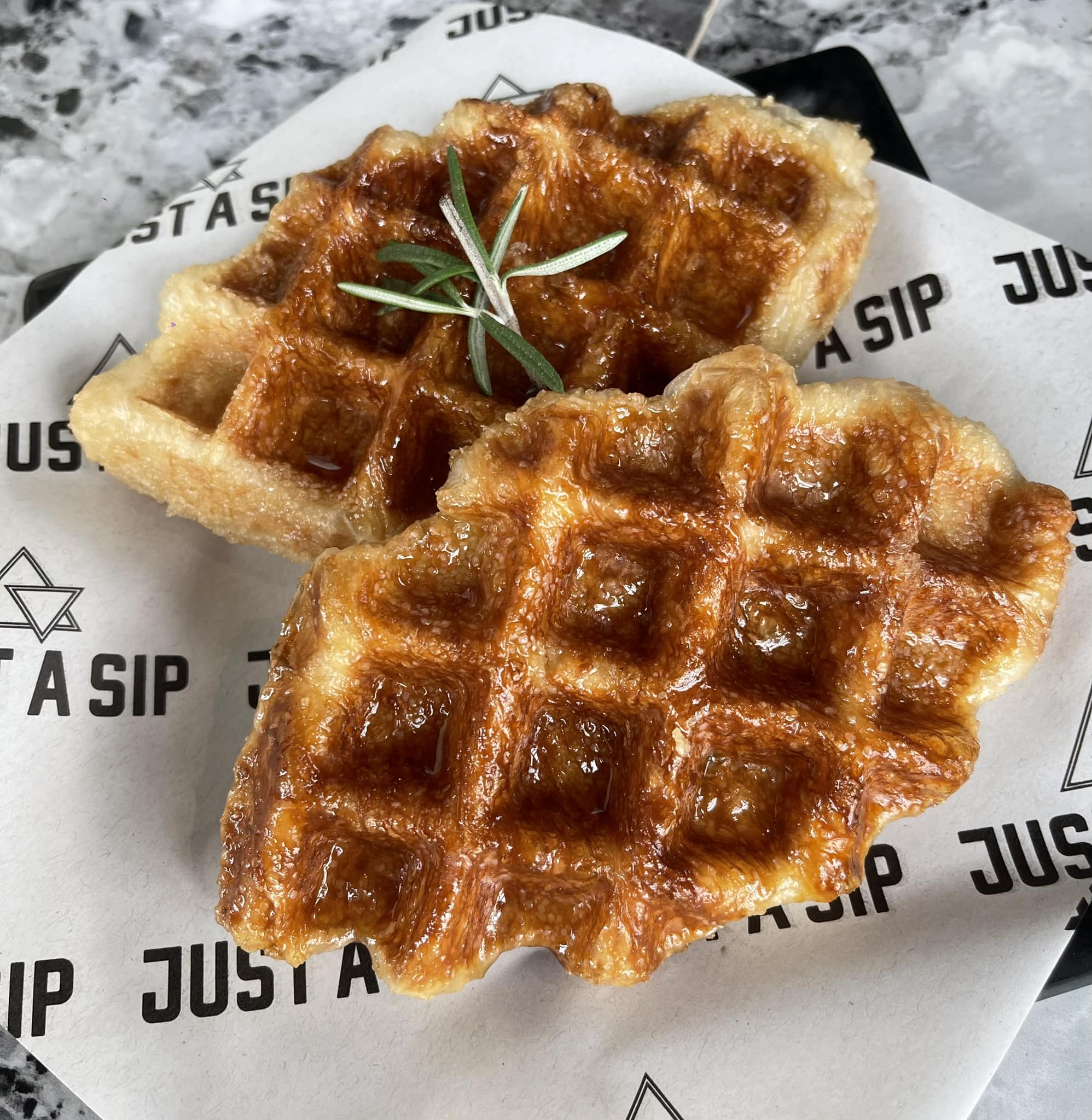 SOP Cafe, Three Mountain Café, ชื่นใจ๋, The Peace Coffee, โคโค่คอฟฟี่, Mali Cafe &amp; Cuisine, Tree Shade, Smallroom cafe passion, อาตี๋โกปี๊, Tara Coffee, In Cafe, Thanks, CORO FIELD, White Cacti