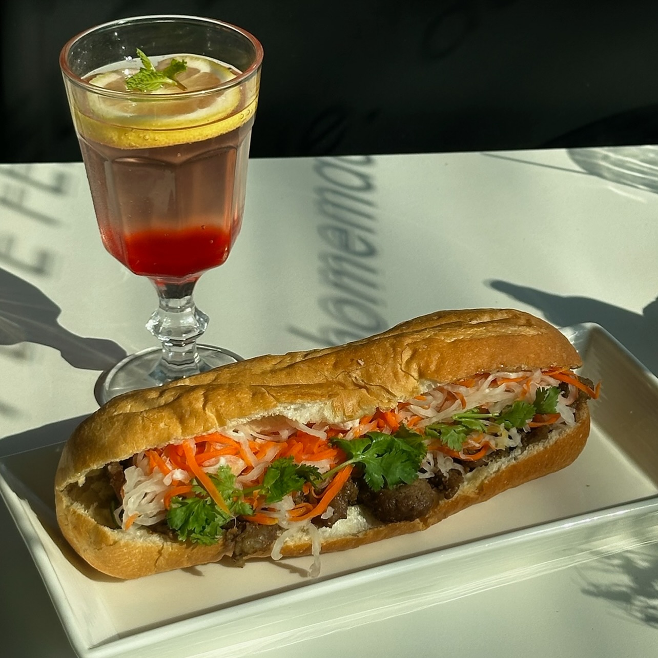 โย่งราดหน้าหมูอึ๋ม, ร้านก๋วยเตี๋ยวเจ้โหงว - ซอยเจริญสุข คลองเตย, ร้านอาหารชวนโภชนา ข้าวต้มโต้รุ่ง, ร้านอาหารหลงจู เกี๊ยวเมืองจีน, Vietnamese and More