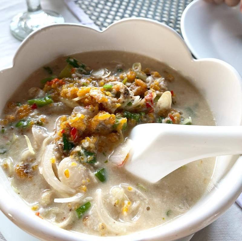 ครัวผักสด, Iconic Club Style, แก้วติ่มซำ, ตำ มึน มึน น., สวนอาหารริเวอร์ไซด์การเด้น, ยายปวด, ลุย, นิวแซ่บสุดซอย, ครัวตาอ้อซีฟู๊ด ชุมพร, ลุงเผล็นกุ้งหลวง, แม่ไม้ซีฟู้ด, ครัวสวนตาจี๊ด, ฟารีดาชาโรตี สาขาชุมพร, ก๋วยเตี๋ยวเนื้อนายดำ, ครัวทุ่งแพะ, บ้านพรรคพวก, ร้านอาหารตะเกียงไทยชุมพร, โกเหลียง, ครัวบ้านริมน้ำ ไร่ล่างซิตี้, พนังตักซีฟู๊ด คาเฟ่&amp;บาร์, ติ่มซำ หอเจี๊ยะ at ชุมพร, ครัวคุณจักษ์