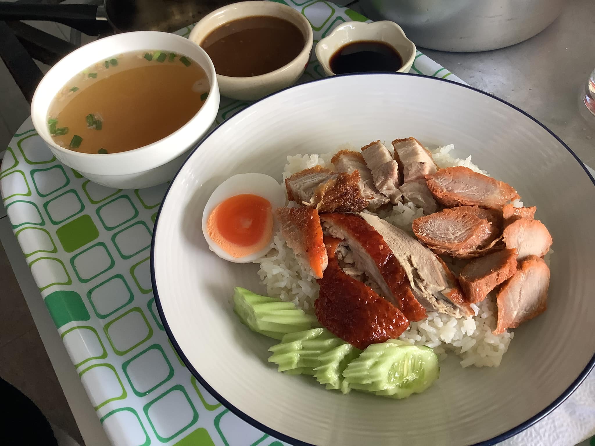 มันโภชนา, เรอดังซีฟู้ด, บ้านเขาหลักซีฟู้ด, ครัวนายอั๊ง เขาหลัก, ครัวมาดาม, เล่าลือ, ครัวผู้พัน เขาหลัก, แปะเถียร เป็ดย่าง เขาหลัก, Peter Pan, เจ๊น้อง ร้านอาหารพื้นเมืองพังงา, KhaoLak Phu View, ครัว หลวงเทน (หรอยที่สุดในเมืองมนุษย์), ครัวน้ำตา