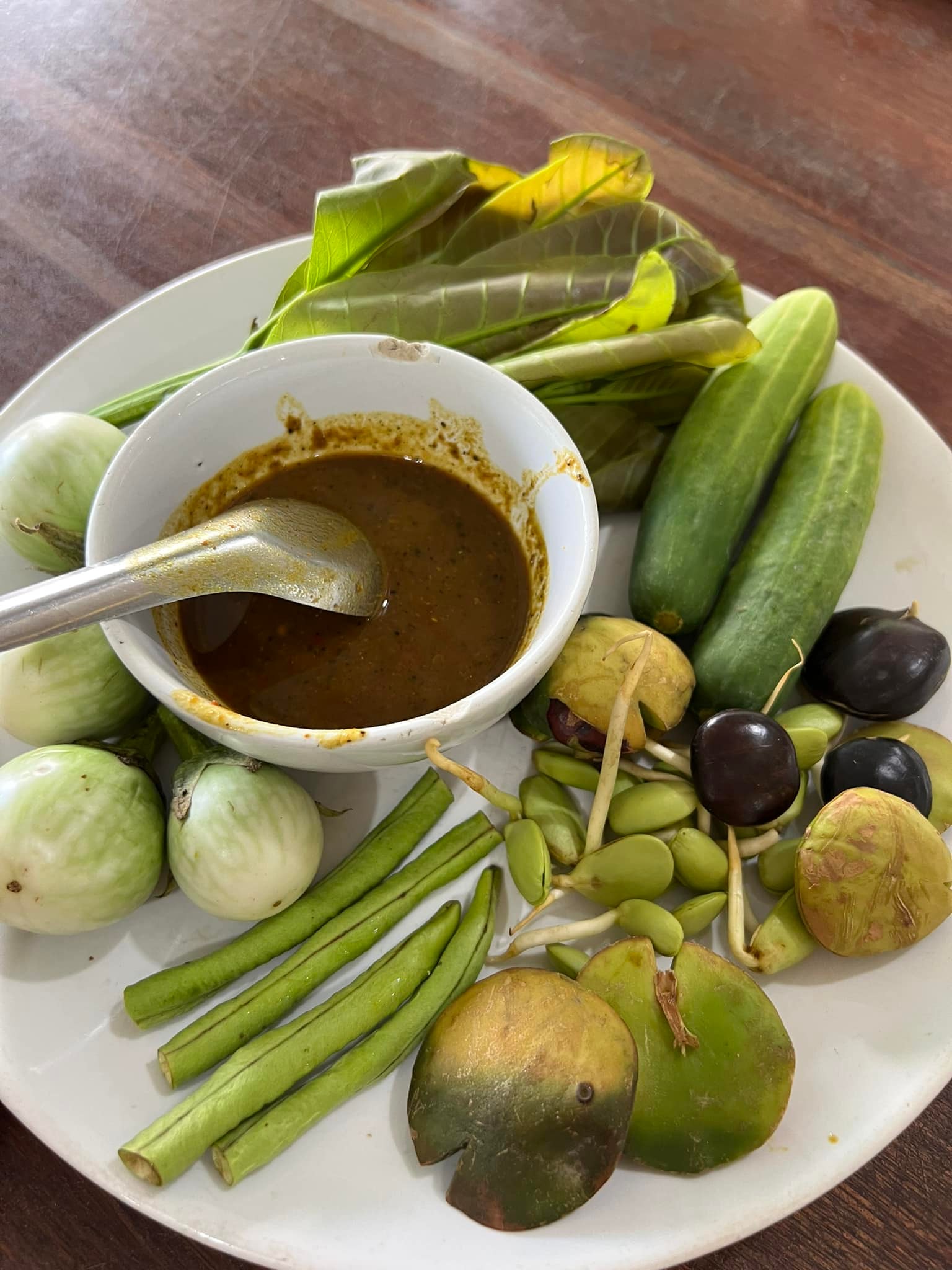 มันโภชนา, เรอดังซีฟู้ด, บ้านเขาหลักซีฟู้ด, ครัวนายอั๊ง เขาหลัก, ครัวมาดาม, เล่าลือ, ครัวผู้พัน เขาหลัก, แปะเถียร เป็ดย่าง เขาหลัก, Peter Pan, เจ๊น้อง ร้านอาหารพื้นเมืองพังงา, KhaoLak Phu View, ครัว หลวงเทน (หรอยที่สุดในเมืองมนุษย์), ครัวน้ำตา