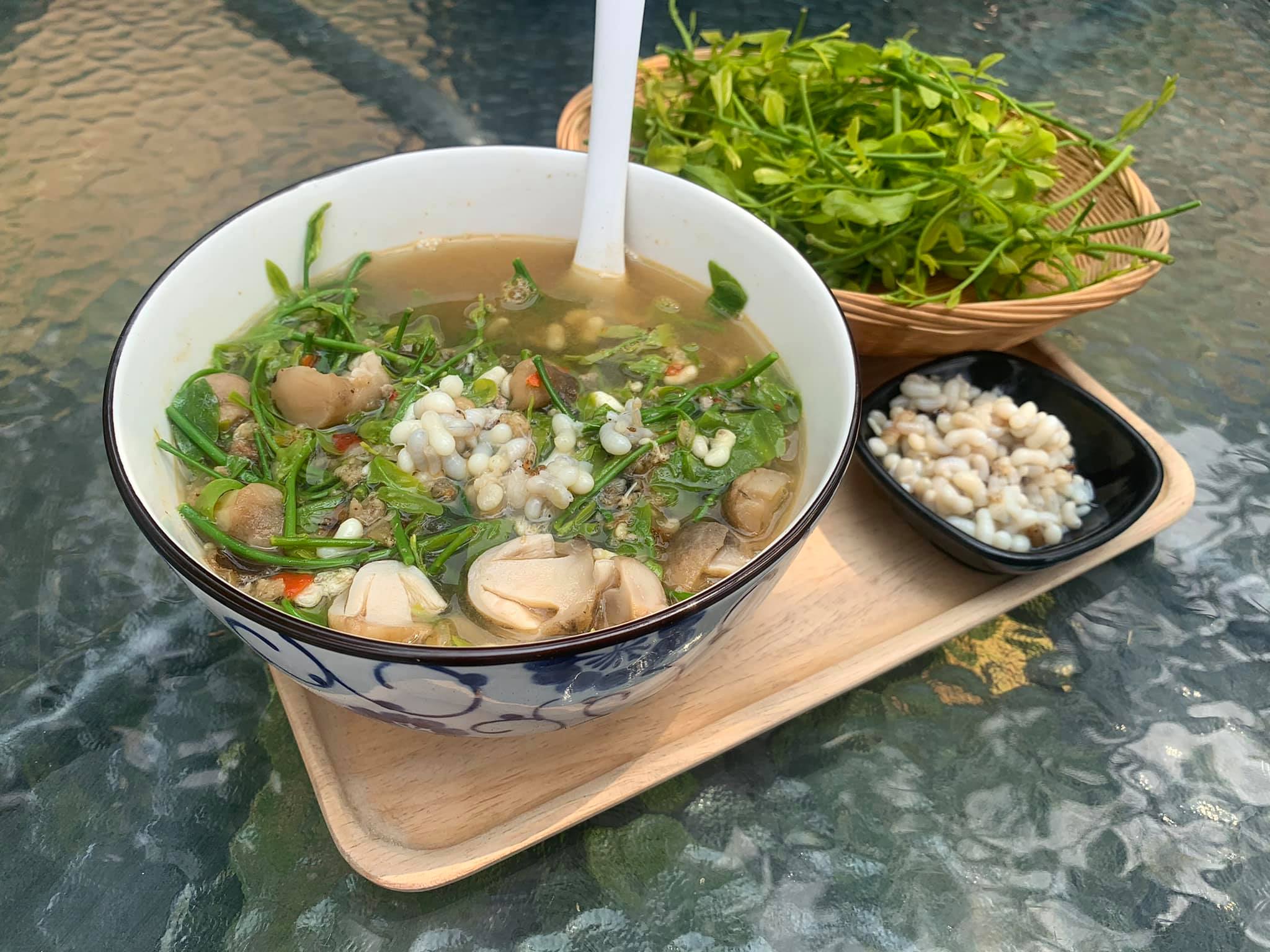 แคลิฟอร์เนียลาบก้อย &amp; เนื้อวัวสด, หลังวัง, เป็ดย่างคูเมือง, ร้านเป็ดย่างคูเมือง เปิดบริการตามปกติ ทุกวัน 08.00-18.00 น., สอบถามเพิ่มเติม โทร. 093-484-8687, จิ้งนำ ขาหมู, ไก่ย่างสีดา, มีไฮมีนา, ร้านอีสาน ประตูนำชัย, บุรีรัมย์เป็ดย่าง, ร้านอาหารตรี คาเฟ่ แอนด์ เรสเตอรองต์, สองพี่น้อง