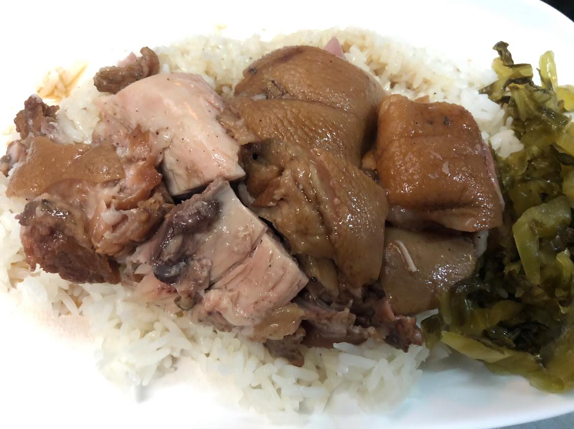 แคลิฟอร์เนียลาบก้อย &amp; เนื้อวัวสด, หลังวัง, เป็ดย่างคูเมือง, ร้านเป็ดย่างคูเมือง เปิดบริการตามปกติ ทุกวัน 08.00-18.00 น., สอบถามเพิ่มเติม โทร. 093-484-8687, จิ้งนำ ขาหมู, ไก่ย่างสีดา, มีไฮมีนา, ร้านอีสาน ประตูนำชัย, บุรีรัมย์เป็ดย่าง, ร้านอาหารตรี คาเฟ่ แอนด์ เรสเตอรองต์, สองพี่น้อง