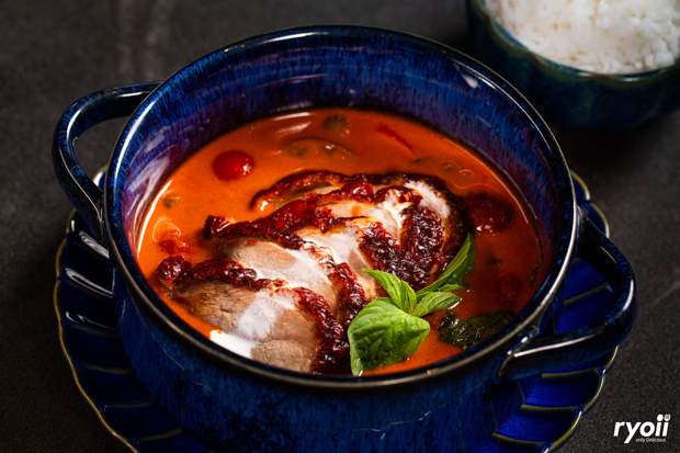 Level 50 by SEE FAH, Siam Yacht Club, Blue Sky, at Centara Grand, Mezzaluna Restaurant