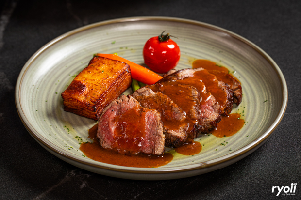 Level 50 by SEE FAH, Siam Yacht Club, Blue Sky, at Centara Grand, Mezzaluna Restaurant