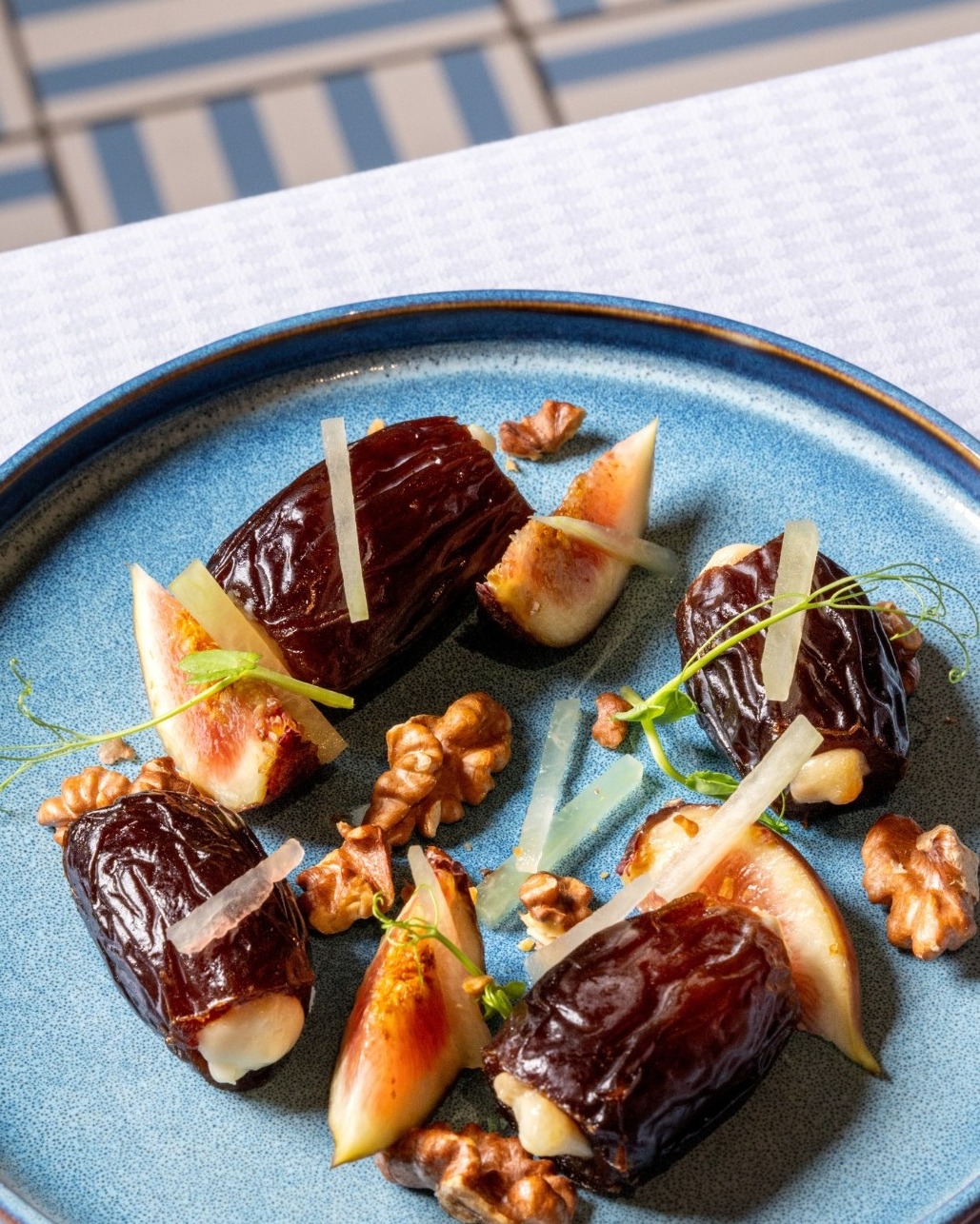 Level 50 by SEE FAH, Siam Yacht Club, Blue Sky, at Centara Grand, Mezzaluna Restaurant