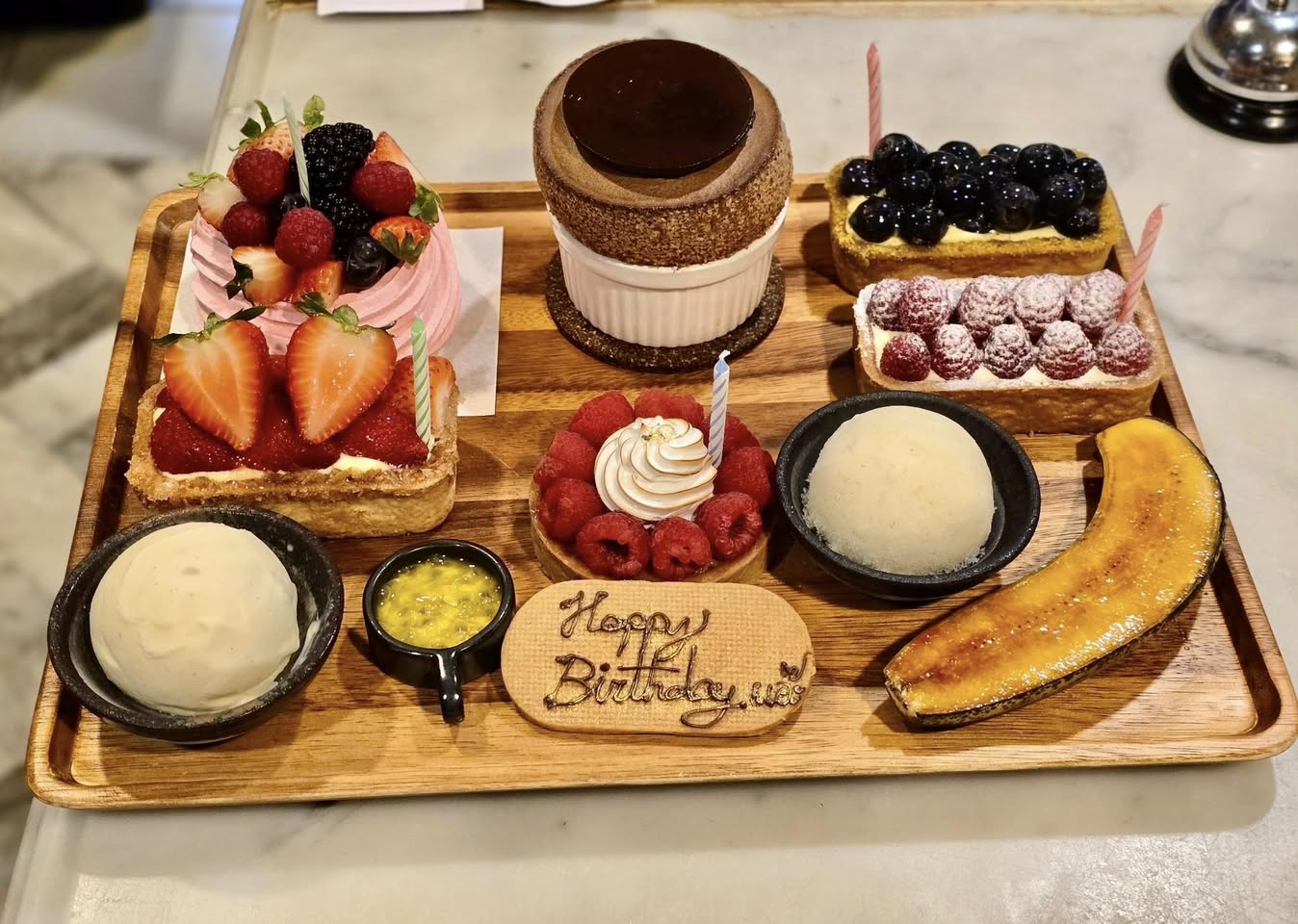 บ้านสวย ในสวน, Siam Brasserie , The Treehouse Nongchok, Natura Cafe, BaanNaiSuan Cafe&amp;Yoga, Patom, Portobello &amp; Désiré, ครัวบ้านสวนสุวรรณ, ร้านอาหารฐิตารีย์ สวนรถไฟ จตุจักร, บ้านสวน อบอวลรัก