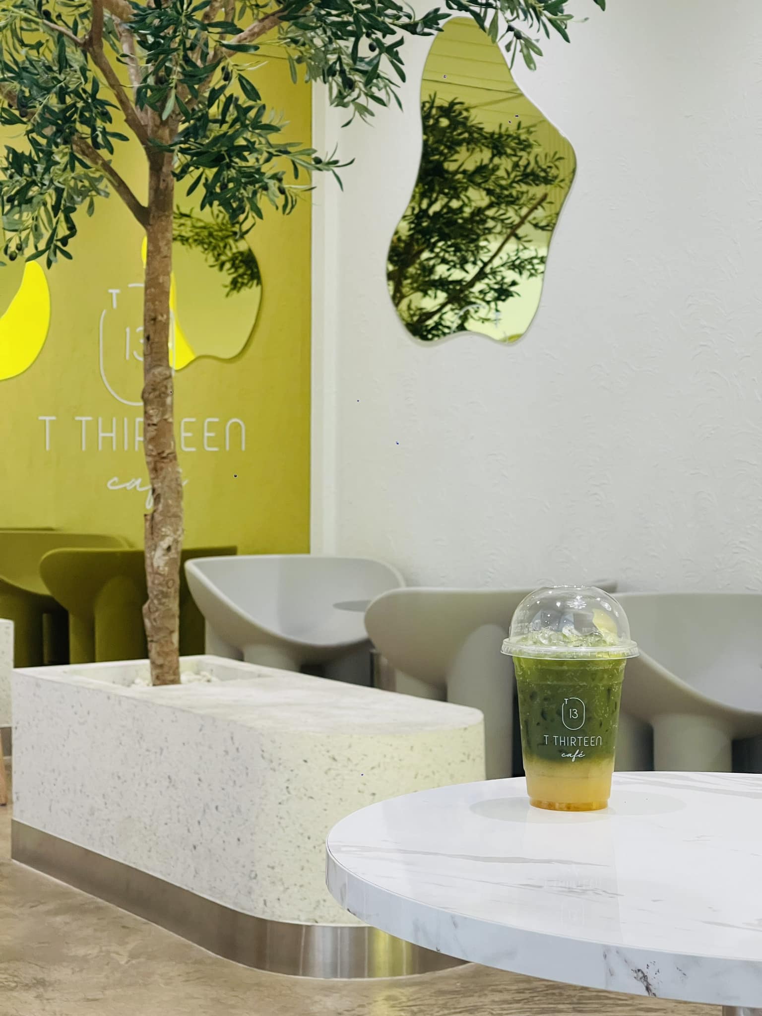 Unplan, ma na cafe', ปลาชุม : Plachum Café &amp; Bistro, Nava House Café - นาวา เฮ้าส์ คาเฟ่, Coffee 123, FarmVille Chachoengsao, บ้านพระจันทร์เวียน, กรีนวิลล์ ผักสลัดเสิร์ฟจากฟาร์ม , D•presso cafe, Baan Melon Desert, Red Cat Cafe ตลาดบ้านใหม่, Lifehouse Cafe &amp; Kitchen, T13 Café