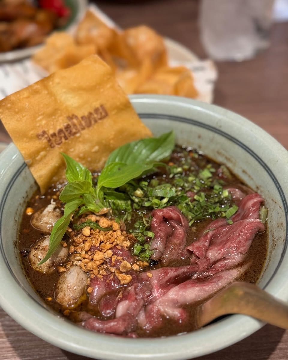 เกาเหลาเนื้อเปื่อยตลาดพลู ต.จันทร์เพ็ญ, กิตติก๋วยเตี๋ยวเป็ด, ราชรสเนื้อตุ๋น, ร้านก๋วยเตี๋ยวเรือป๋ายักษ์, ก๋วยเตี๋ยวเรือ ลำพาย 