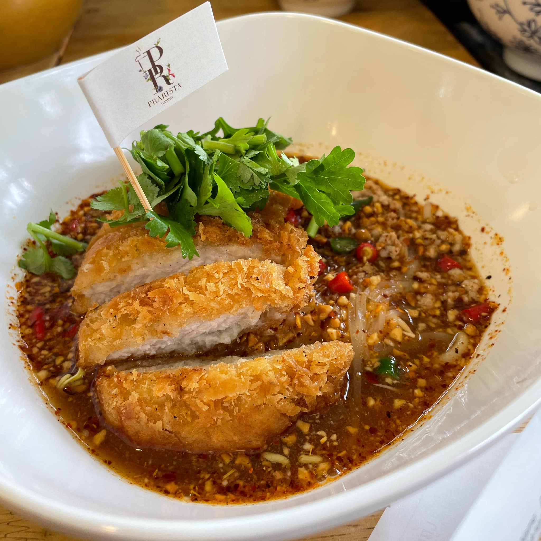 ก๋วยเตี๋ยวเกี๊ยว นายกุลรสนัว, เฮียไช้ ก๋วยเตี๋ยวต้มยำหมูบะช่อ, นัวโภชนา, Maekunkha, ก๋วยเตี๋ยวหมูป้าน้อยดินแดง แฟลต ช.3, ลุงเอสเตี๋ยวหมูต้มยำ, ก๋วยเตี๋ยวต้มยำหมูบะช่อ มาม่าหม้อไฟ เฮียจู๋-ลาดพร้าว71, ก๋วยเตี๋ยวตรอกโรงหมู, ก๋วยเตี๋ยวเอี่ยมน้อย, เจริญเส้น 查龙森, ทีเด็ด ก๋วยเตี๋ยวต้มยำหมูเด้งโบราณ, เป็นหนึ่ง ก๋วยเตี๋ยวต้มยำ เย็นตาโฟ, เล็กใหญ่ ก๋วยเตี๋ยวต้มยำโบราณ, แม่แสตมป์ก๋วยเตี๋ยวต้มยำหมูสับโบราณ, เปลว ก๋วยเตี๋ยวต้มยำ, ก๋วยเตี๋ยวต้มยำกากหมูสูตรโบราณ คลองเตย, ก๋วยเตี๋ยวต้มยำโบราณพ่อสนิท, เตี๋ยวตือ, 2พี่น้อง ก๋วยเตี๋ยวต้มยำ, พะเยาว์ก๋วยเตี๋ยวโบราณ, บ้านบุญรักษาก๋วยเตี๋ยวต้มยำโบราณ, ก๋วยเตี๋ยวต้มยำพันรี, ลุงเอ๋ก๋วยเตี๋ยวต้มยำโบราณ by plerm cup, เจ้าเจ็ด รวมโชค, ปรารีย์ ก๋วยเตี๋ยวต้มยำชามหมูเด้ง, ครัวเส้นแกงร้อน ก๋วยเตี๋ยวต้มยำ&อาหารตามสั่ง, ก๋วยเตี๋ยวหมูต้มยำมะนาวเจ็กพวง, เฮียบิ๊กห้าหม้อ