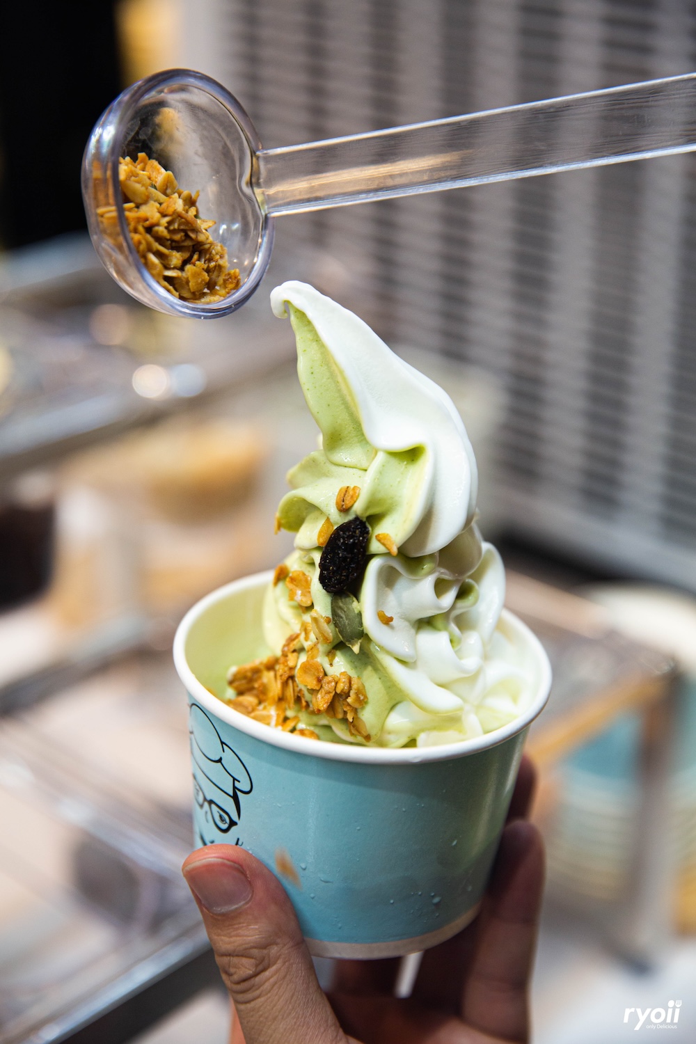 เฮงหอยทอดชาวเล, เอลวิสสุกี้, สมศักดิ์ปูอบ, ขนมไทยคุณจิ๋ม, The Cheese Baron, Plik Pork Grill, พริกกะเกลือ, Salmon Cat, ออเดอร์ ซีฟู้ด, ดาตะวัน ซีฟู้ด