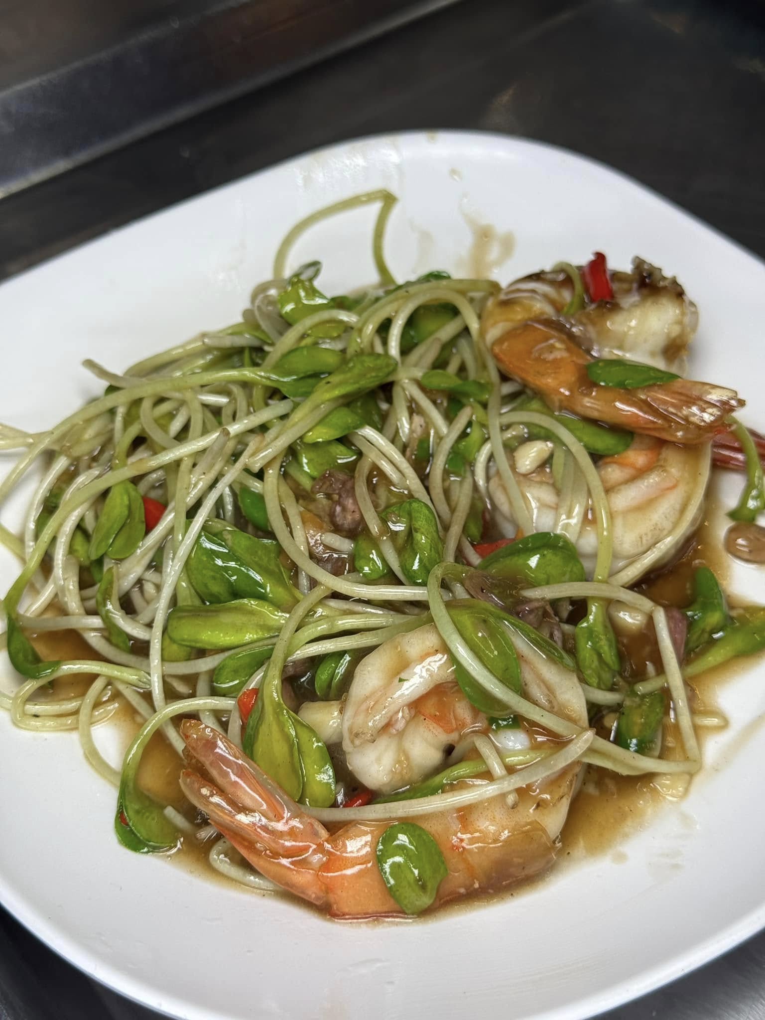 ข้าวต้มปลา 164, สาขาพัทยา, ข้าวต้มกุ๊ย ปาหนัน สูตรต้นตำรับ สาขาพัทยา , ข้าวต้มปลาเจ้าเก่า ลานโพธิ์เดิม, เจ๊นงค์ ข้าวต้มบาทเดียว พัทยา, ข้าวต้มป้าเล็กโต้รุ่ง, ราชาข้าวต้มผักบุ้งลอยฟ้า พัทยากลาง, ป.อยู่เย็นรสเด่น พัทยา, ข้าวต้มปลาปัญญาชน, สาขาพัทยากลางสาย 3, ราชาข้าวต้มผักบุ้งลอยฟ้า, สาขาพัทยาสาย 3, ข้าวต้มหนุ่ม พัทยา, ตี๋เล็ก ข้าวต้มปลา, ข้าวต้มปลาแป๊ะจั๊ว, ร้านข้าวต้มประจันบาน, ข้าวต้มโชคอนันต์