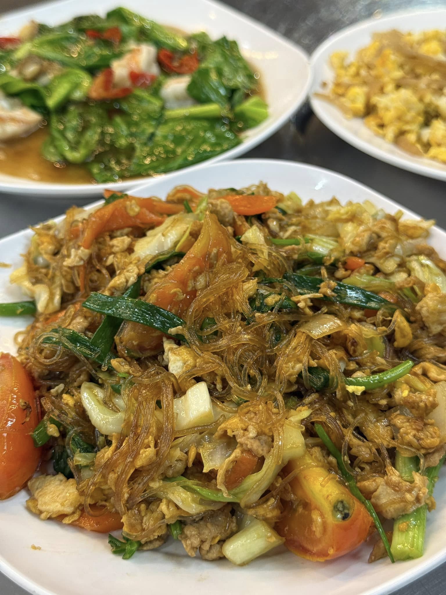 ข้าวต้มปลา 164, สาขาพัทยา, ข้าวต้มกุ๊ย ปาหนัน สูตรต้นตำรับ สาขาพัทยา , ข้าวต้มปลาเจ้าเก่า ลานโพธิ์เดิม, เจ๊นงค์ ข้าวต้มบาทเดียว พัทยา, ข้าวต้มป้าเล็กโต้รุ่ง, ราชาข้าวต้มผักบุ้งลอยฟ้า พัทยากลาง, ป.อยู่เย็นรสเด่น พัทยา, ข้าวต้มปลาปัญญาชน, สาขาพัทยากลางสาย 3, ราชาข้าวต้มผักบุ้งลอยฟ้า, สาขาพัทยาสาย 3, ข้าวต้มหนุ่ม พัทยา, ตี๋เล็ก ข้าวต้มปลา, ข้าวต้มปลาแป๊ะจั๊ว, ร้านข้าวต้มประจันบาน, ข้าวต้มโชคอนันต์