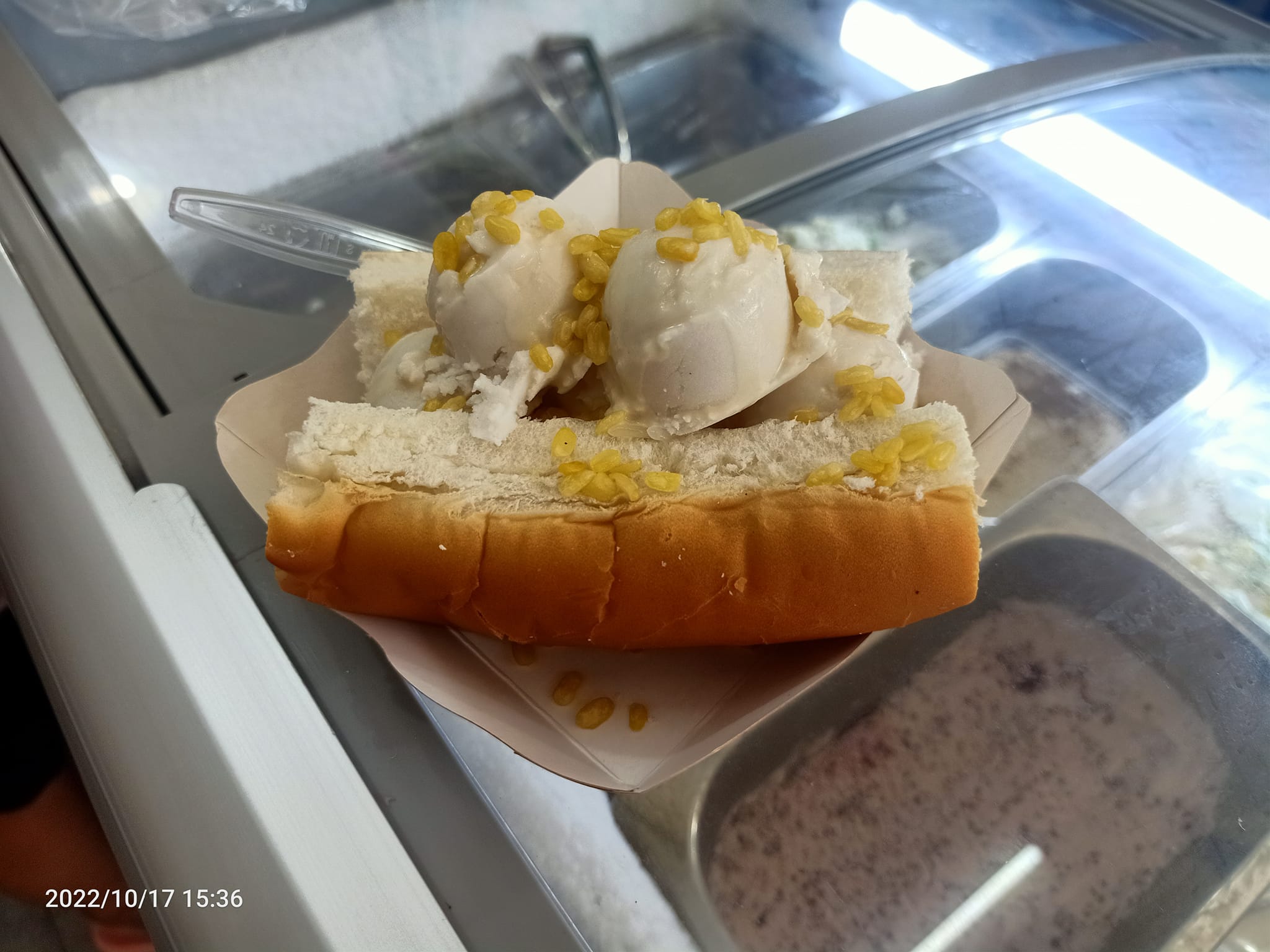 มหาชัยไอศกรีม, พัชชาไอศครีมกะทิ, หวานลิ้นไอติมทรงเครื่อง, M'scream, ฟู่ฟู่ ไอติมกะทิ, ไผ่ทองไอสครีม, ไอศกรีมทิพย์รส