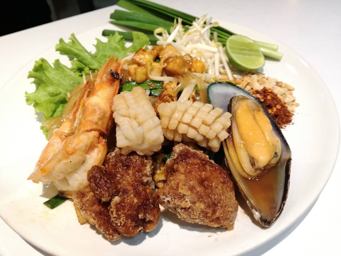 Cypher Gelato, สุกี้จินดา, สาขาลาดพร้าววังหิน, เถ่าชิ่ว น้ำเต้าหู้มือหนึ่ง, เตาถ่าน หมูกระทะ, Unfinished Coffee Roaster, เซี้ยม ก๋วยเตี๋ยวสุโขทัย วังหิน, เครปป้าเฉื่อย, สาขา Plaza Lagoon, เฝอ'54, สาขาลาดพร้าววังหิน 60, ซ้งเป็ดพะโล้, ผัดไทยวังหิน Showปัง, ราดหน้าฟาไฉ, โกวนัน, โกวใหญ่ ก๋วยเตี๋ยวหมูต้มยำ, รัตนา ราชาบะหมี่เกี๊ยวข้าวหมูแดง, ทวีชัยเป็ดพะโล้, กล้วยทอดล้านช้าง, Wood Café, หมูมาไก่ไป, เลิศทิพย์วังหิน, ก๋วยเตี๋ยวต้มยำไข่ลาวา, Buta Shabu, โก โรตีชาชัก ลาดพร้าววังหิน