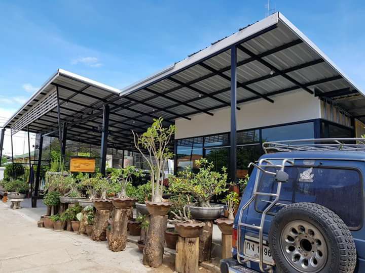 ข้าวเปิ๊ปยายเครื่อง, กับข้าวกับปลา, สินวนา, เฟื่องฟ้า, บ้านครูอิ๋ว, สิบสองหน่วยตัด, ร้านอาหารลุงจ้อย สุโขทัย, ก๋วยเตี๋ยวสุโขทัย ไม้กลางกรุง, Pizza House, Phum Phor ภูมิพ่อ, รักชาติ พาเพลิน ศรีสำโรง, ณ โขทัย, กุ๊กเหมียน, ป้าอ้วนหมูจุ่ม 2