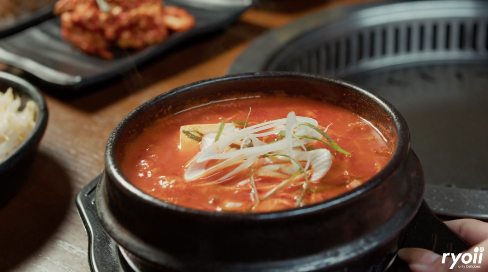 Sookdal Bangkok, ลูกชิ้นปลาบรรทัดทอง, โจ๊กสามย่าน, สาขาบรรทัดทอง, ตั้งซุ่ยเฮงโภชนา, ส้มส้ม ซีฟู้ด, Lust Ramen Thailand, สาขา Stadium One, เจ๊เกียง, TOOKPAK ถูกปาก, มนต์ นมสด | Mont Nomsod, แหลกไม่แหลก, หมูสะเต๊ะ ซีอิ๊วดำ มิ้งโภชนา, ยำเจ้ศรี, อั่งเป่าหม่าล่าชาบู