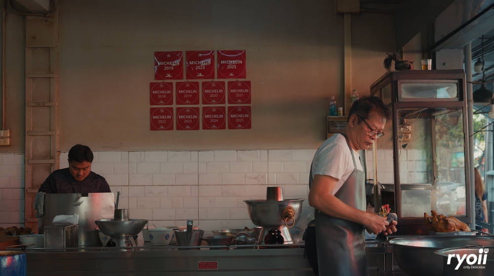 Sookdal Bangkok, ลูกชิ้นปลาบรรทัดทอง, โจ๊กสามย่าน, สาขาบรรทัดทอง, ตั้งซุ่ยเฮงโภชนา, ส้มส้ม ซีฟู้ด, Lust Ramen Thailand, สาขา Stadium One, เจ๊เกียง, TOOKPAK ถูกปาก, มนต์ นมสด | Mont Nomsod, แหลกไม่แหลก, หมูสะเต๊ะ ซีอิ๊วดำ มิ้งโภชนา, ยำเจ้ศรี, อั่งเป่าหม่าล่าชาบู