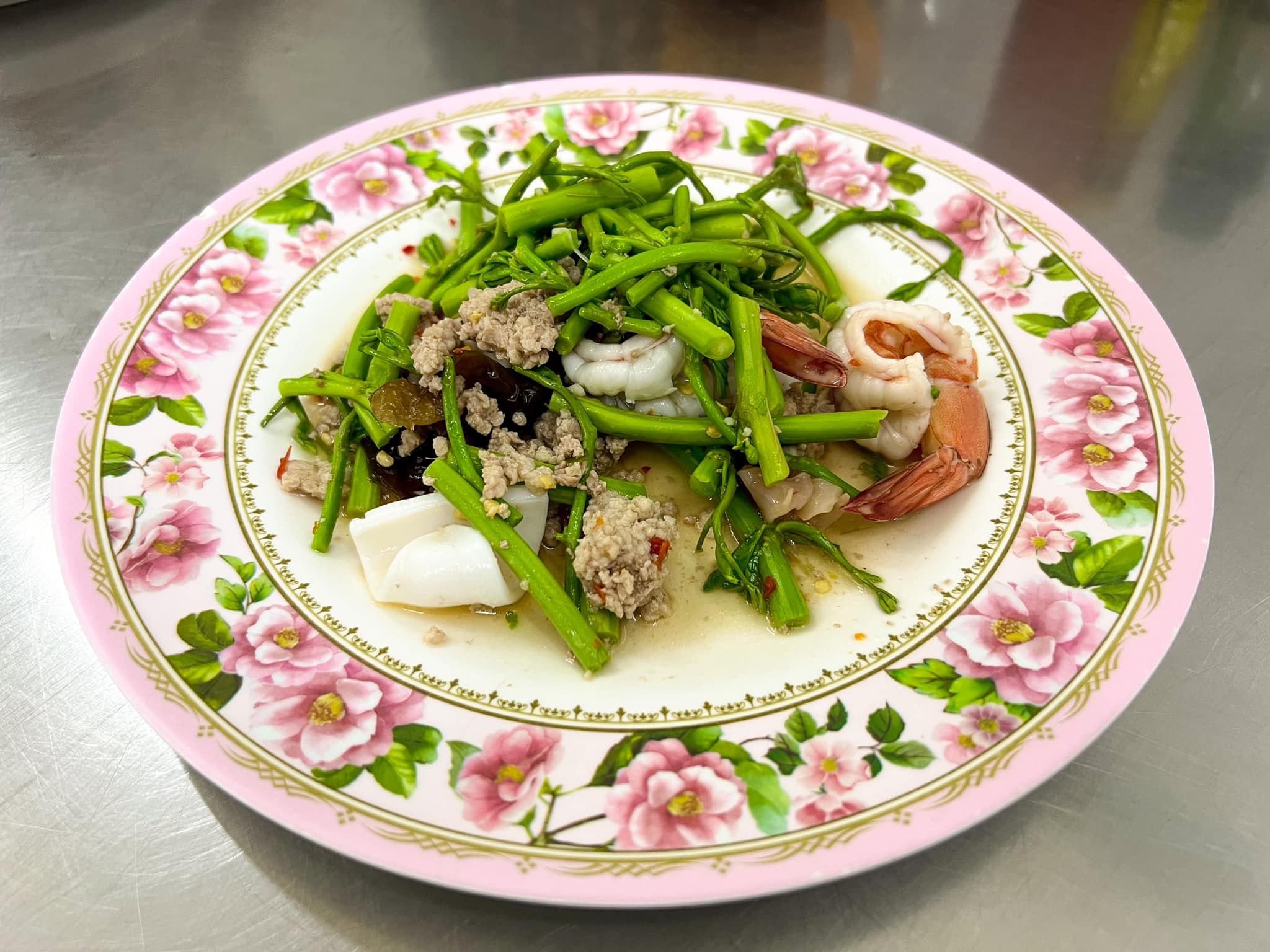 Sookdal Bangkok, ลูกชิ้นปลาบรรทัดทอง, โจ๊กสามย่าน, สาขาบรรทัดทอง, ตั้งซุ่ยเฮงโภชนา, ส้มส้ม ซีฟู้ด, Lust Ramen Thailand, สาขา Stadium One, เจ๊เกียง, TOOKPAK ถูกปาก, มนต์ นมสด | Mont Nomsod, แหลกไม่แหลก, หมูสะเต๊ะ ซีอิ๊วดำ มิ้งโภชนา, ยำเจ้ศรี, อั่งเป่าหม่าล่าชาบู