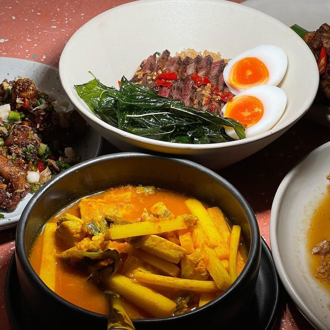 Sookdal Bangkok, ลูกชิ้นปลาบรรทัดทอง, โจ๊กสามย่าน, สาขาบรรทัดทอง, ตั้งซุ่ยเฮงโภชนา, ส้มส้ม ซีฟู้ด, Lust Ramen Thailand, สาขา Stadium One, เจ๊เกียง, TOOKPAK ถูกปาก, มนต์ นมสด | Mont Nomsod, แหลกไม่แหลก, หมูสะเต๊ะ ซีอิ๊วดำ มิ้งโภชนา, ยำเจ้ศรี, อั่งเป่าหม่าล่าชาบู