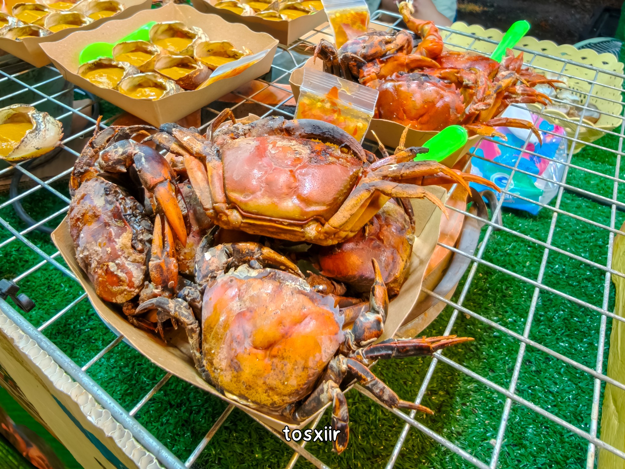 หมึกย่างแดนมังกรเยาวราช, คุณโต๊สปูนา สกุลดี ซ.5 หนองจอก กทม., ธนาชาใต้ เลียบด่วนแดนเนรมิต, กินหมึก หนวดหมึกทอด, ล้านไขมันดี อโวคาโด, ร้านตำแซ่บผัวเผลอ, ร้านตำแซ่บผัวเผลอ เปิดบริการทุกวัน เวลา 16.00-00.00 น. สอบถามเพิ่มเติม โทร. 098 563 6018, lind_juice