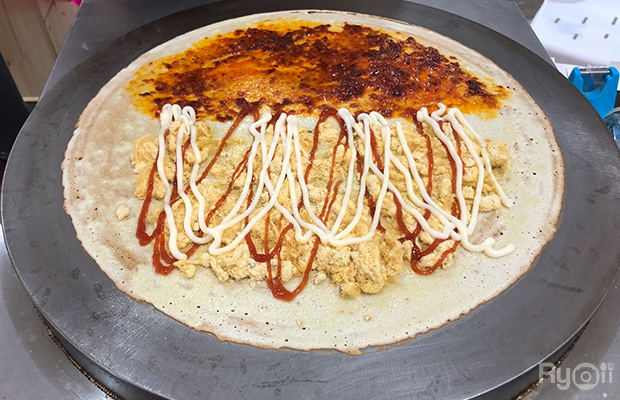 Cypher Gelato, สุกี้จินดา, สาขาลาดพร้าววังหิน, เถ่าชิ่ว น้ำเต้าหู้มือหนึ่ง, เตาถ่าน หมูกระทะ, Unfinished Coffee Roaster, เซี้ยม ก๋วยเตี๋ยวสุโขทัย วังหิน, เครปป้าเฉื่อย, สาขา Plaza Lagoon, เฝอ'54, สาขาลาดพร้าววังหิน 60, ซ้งเป็ดพะโล้, ผัดไทยวังหิน Showปัง, ราดหน้าฟาไฉ, โกวนัน, โกวใหญ่ ก๋วยเตี๋ยวหมูต้มยำ, รัตนา ราชาบะหมี่เกี๊ยวข้าวหมูแดง, ทวีชัยเป็ดพะโล้, กล้วยทอดล้านช้าง, Wood Café, หมูมาไก่ไป, เลิศทิพย์วังหิน, ก๋วยเตี๋ยวต้มยำไข่ลาวา, Buta Shabu, โก โรตีชาชัก ลาดพร้าววังหิน